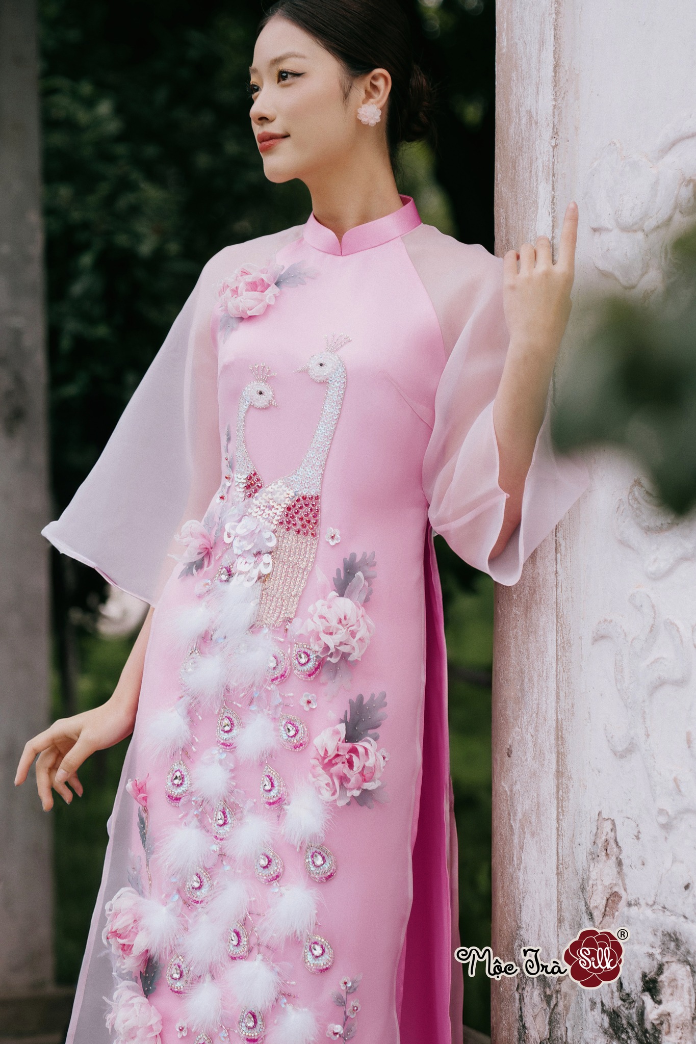 Uyển Tước Hồng