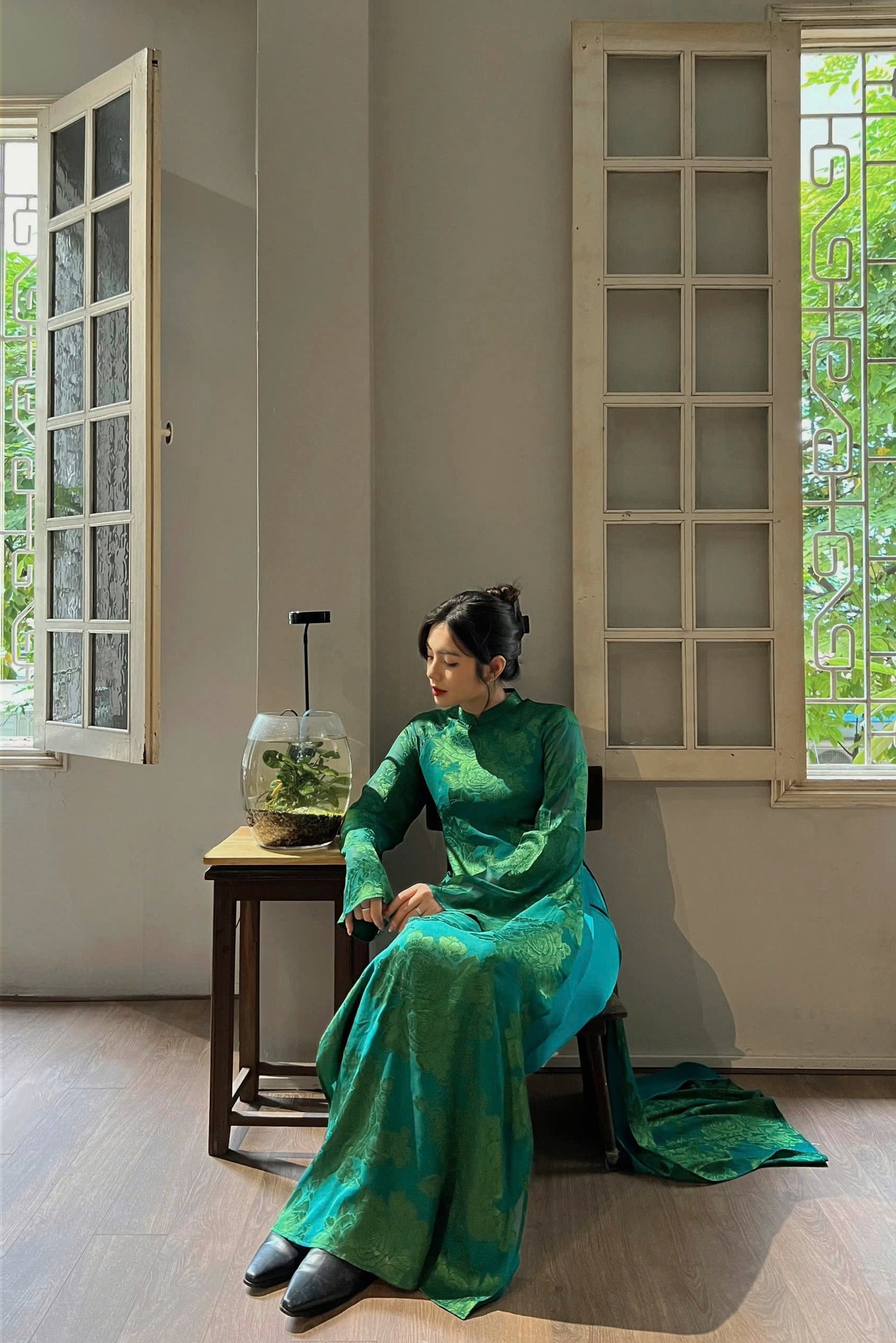 Áo dài Nhã Chi Xanh