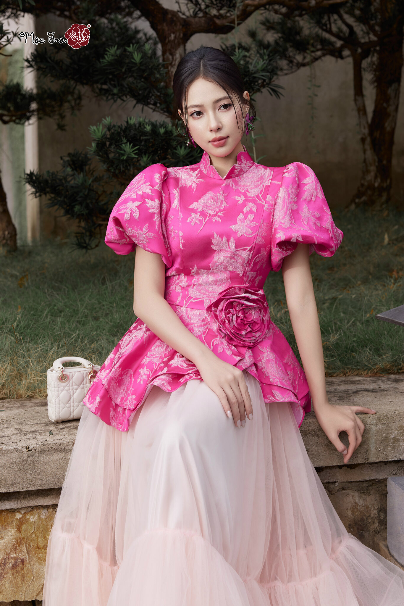 Áo Hồng Tơ Nguyệt