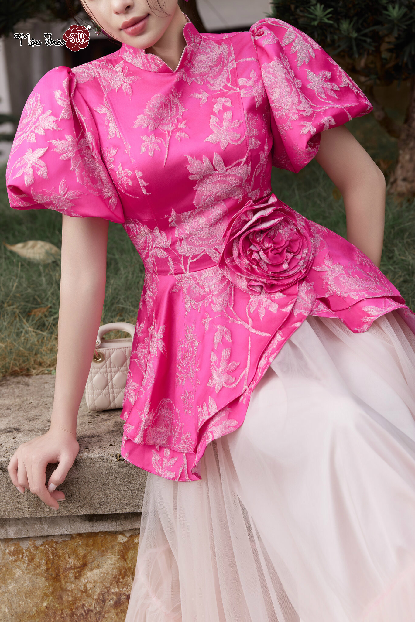 Áo Hồng Tơ Nguyệt