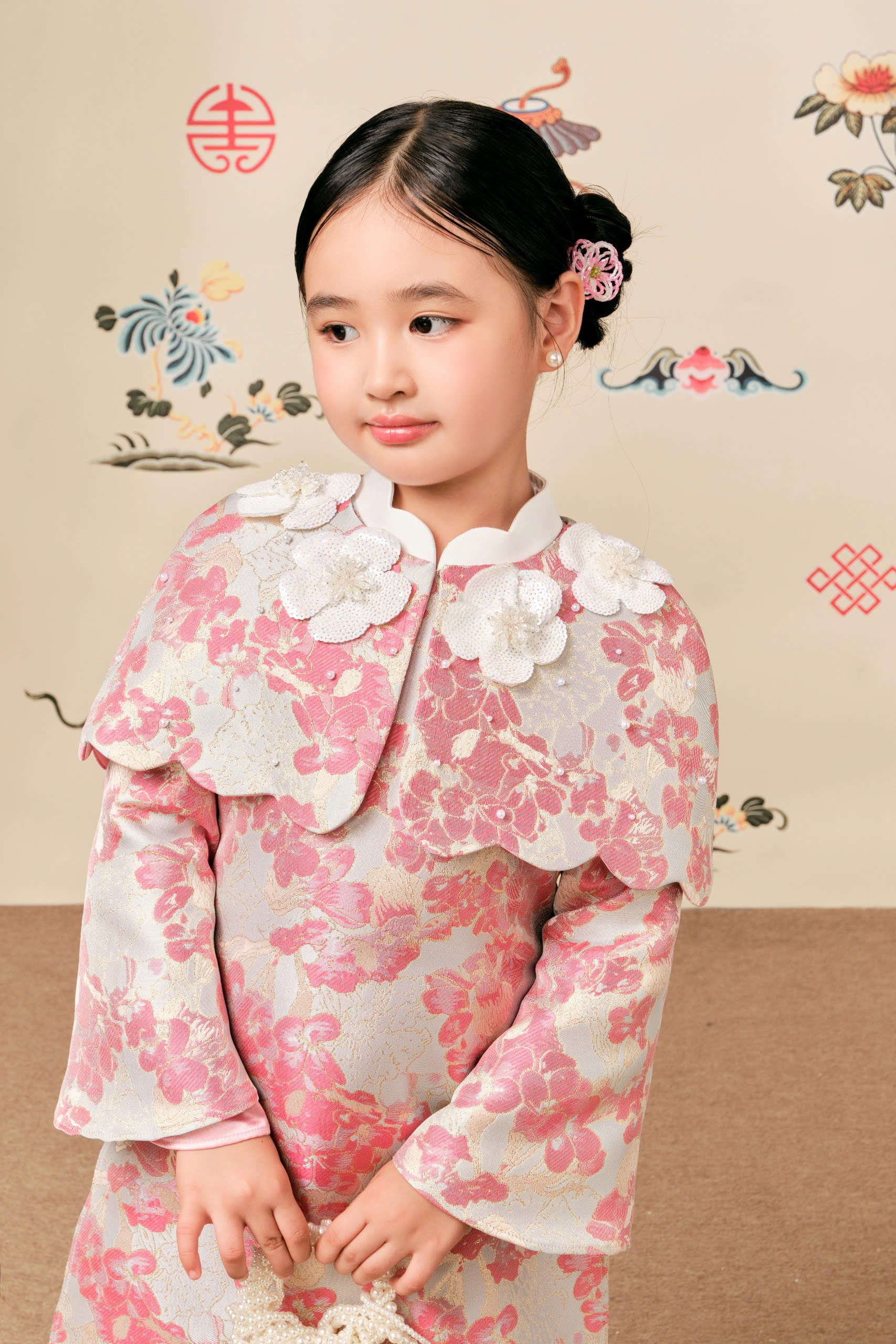 Áo dài Đào Tuyết Nhi