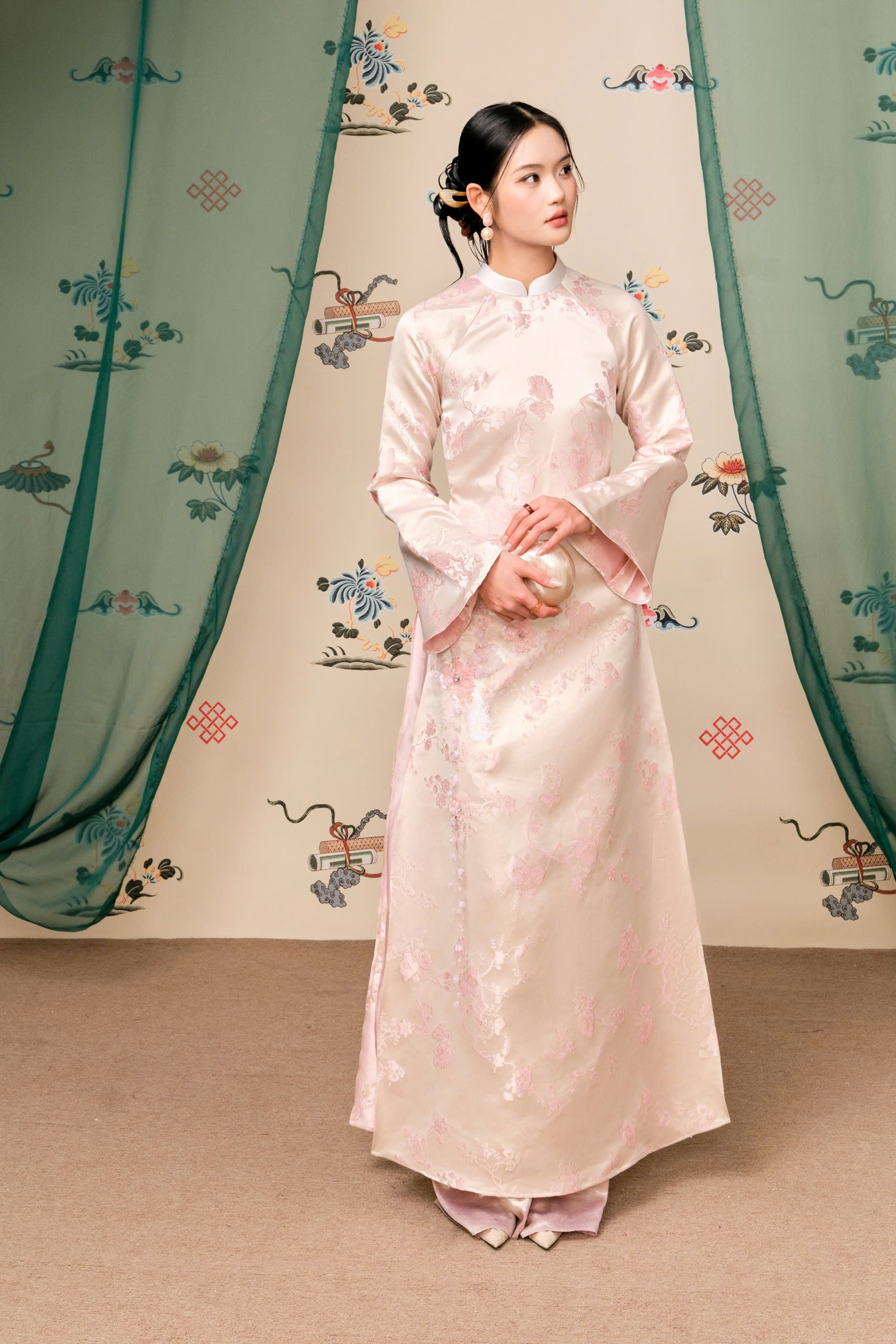 Áo dài Ngọc Khuê Đoan