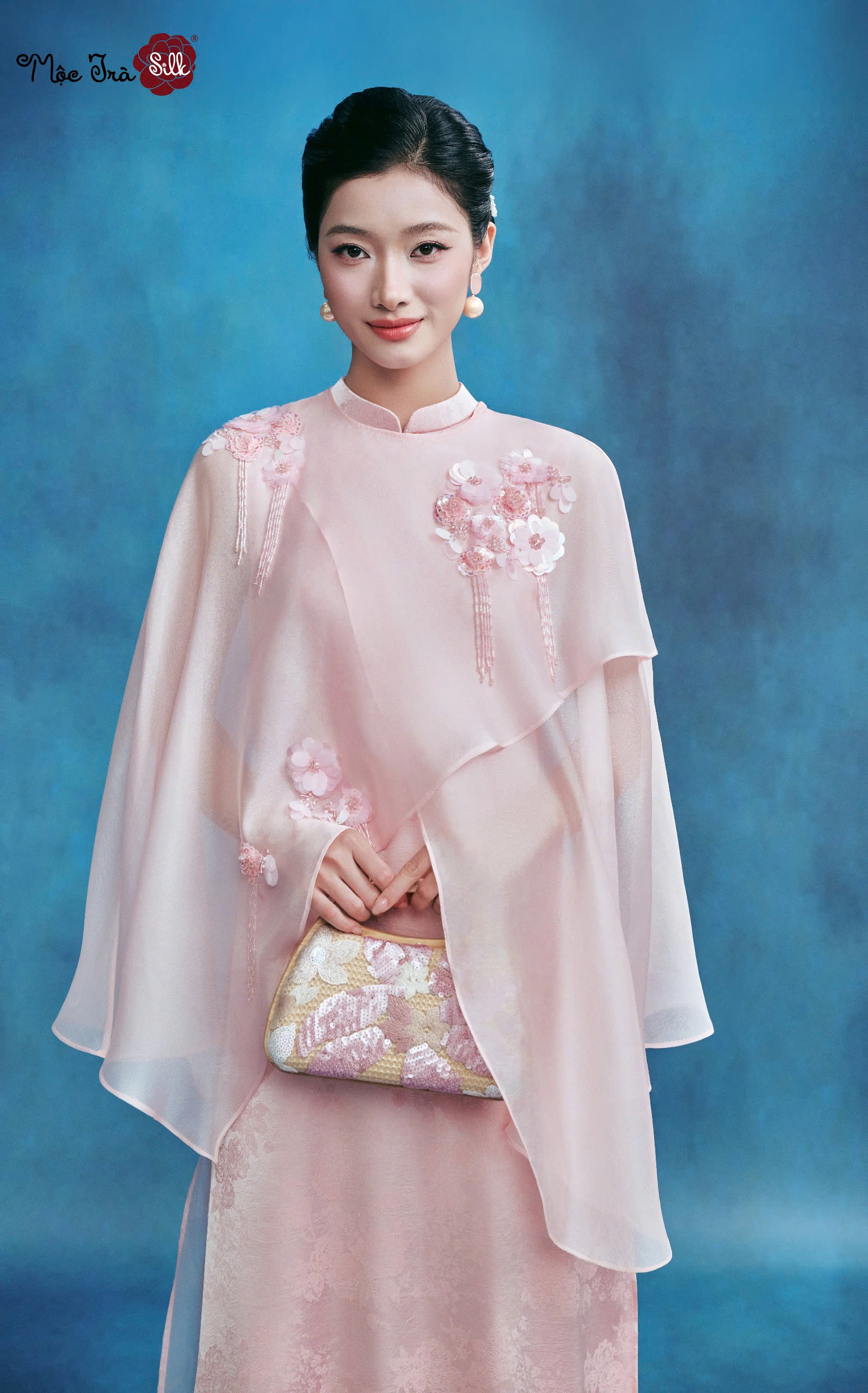 Áo dài Nguyệt Hoa Ngân