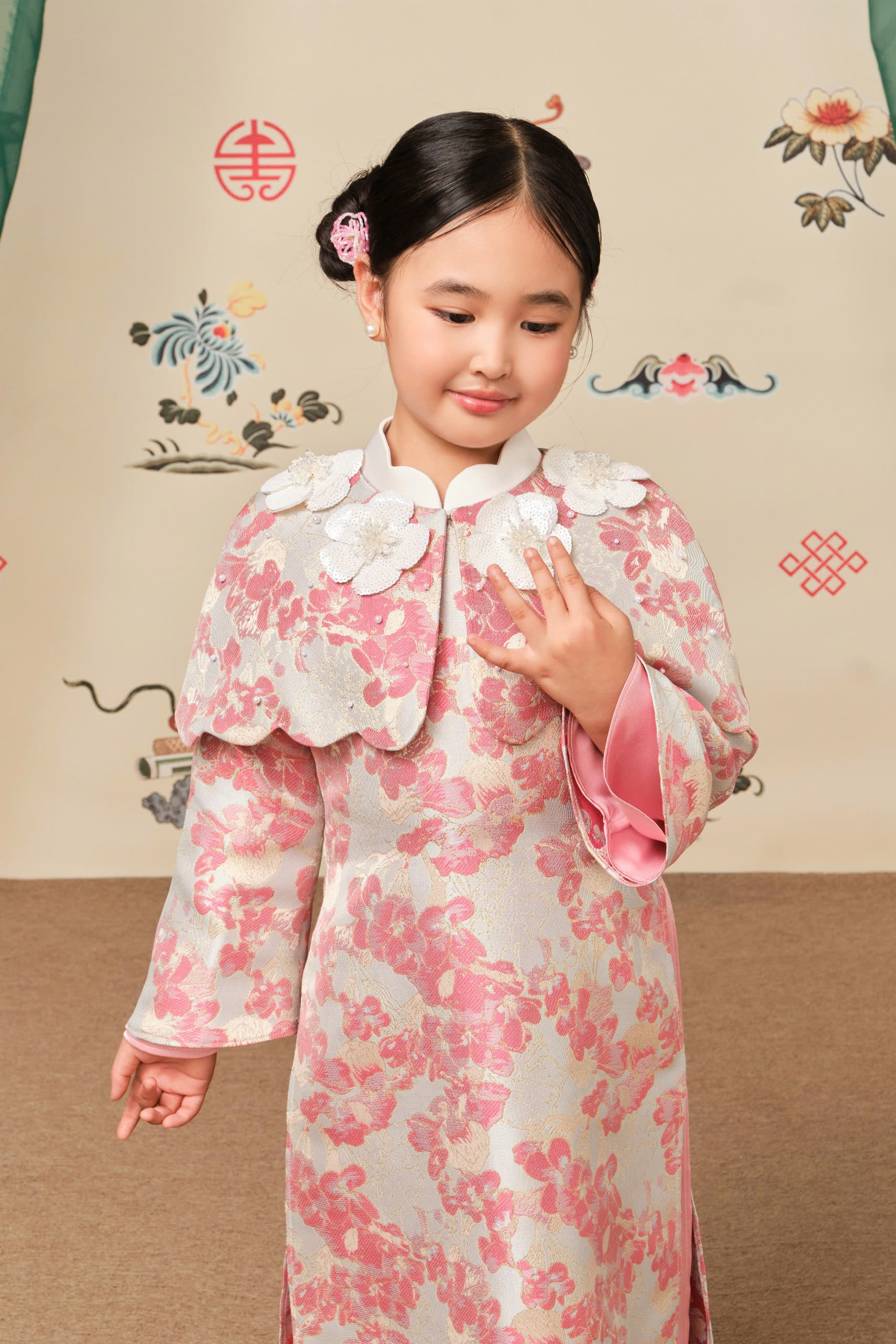 Áo dài Đào Tuyết Nhi