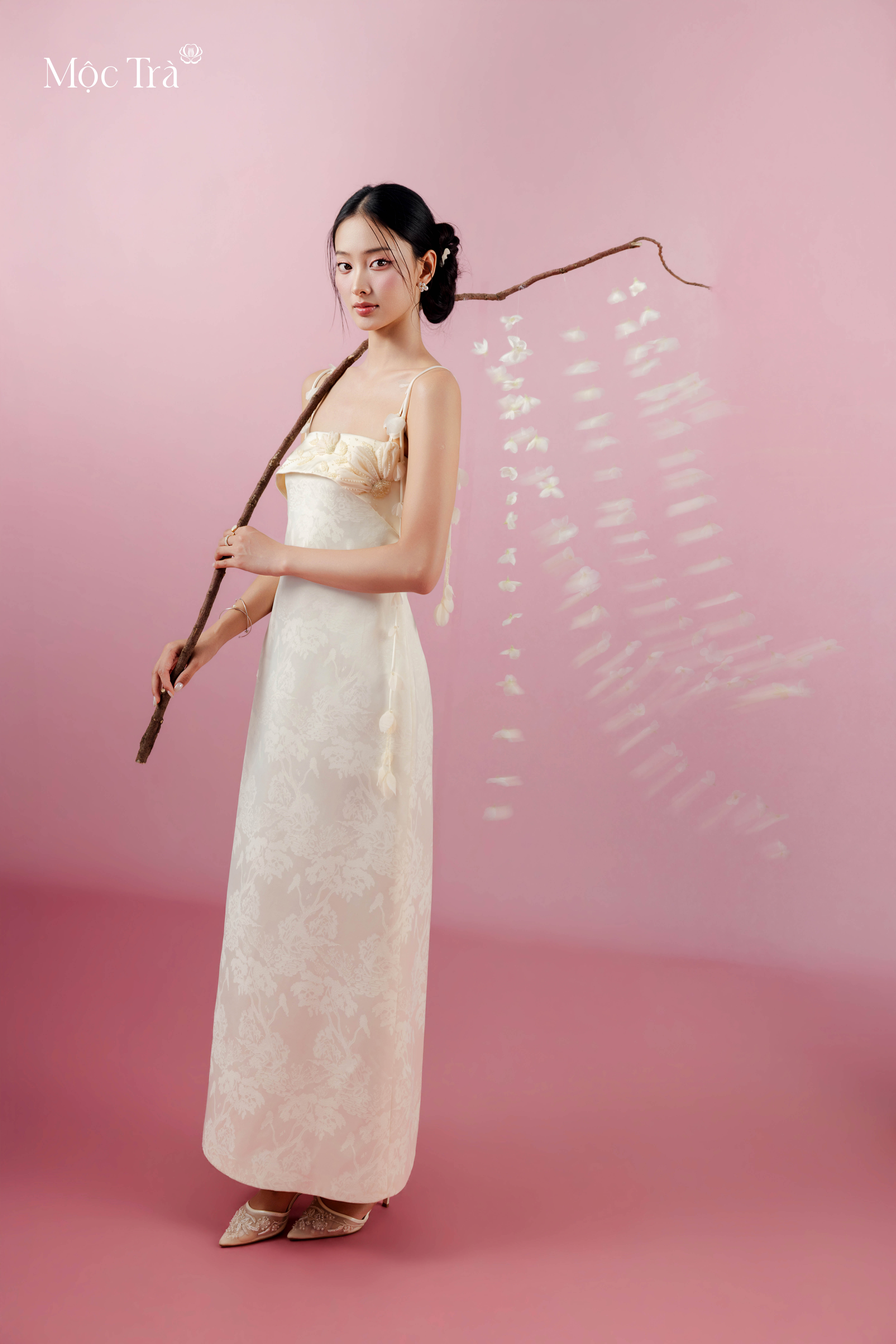 Đầm Giọt Ngọc