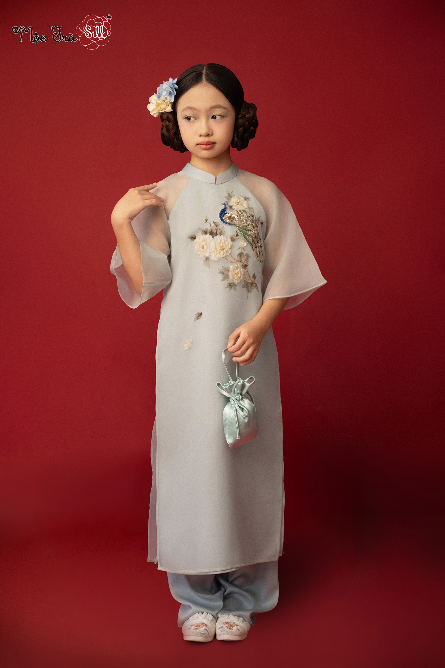 Áo dài Tiểu Thiên Tước