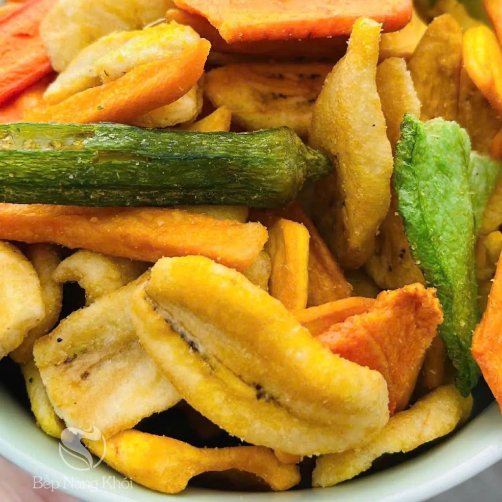 Củ quả mix sấy giòn