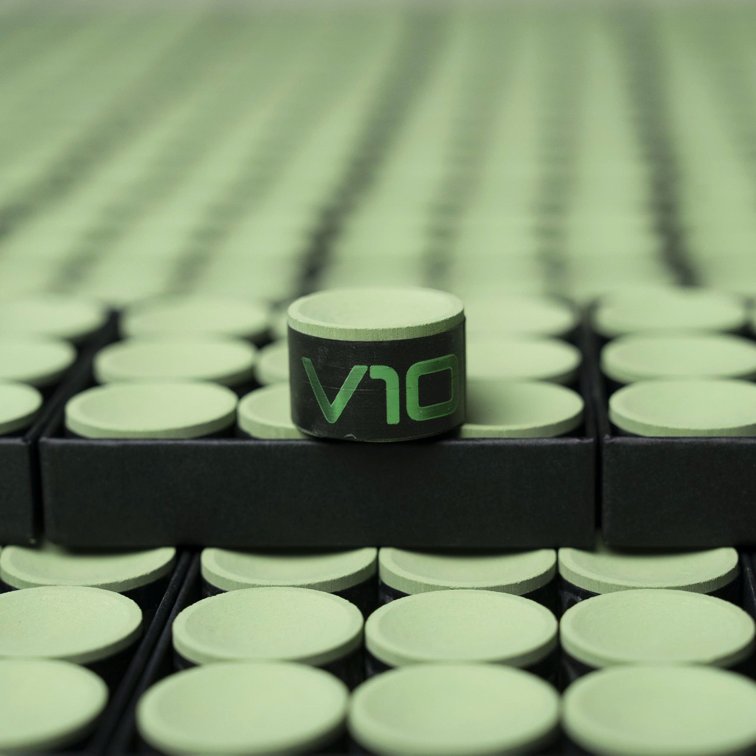 Lơ Taom V10 - Lơ Bida bán chạy nhất và ưa chuộng nhất đa quốc gia