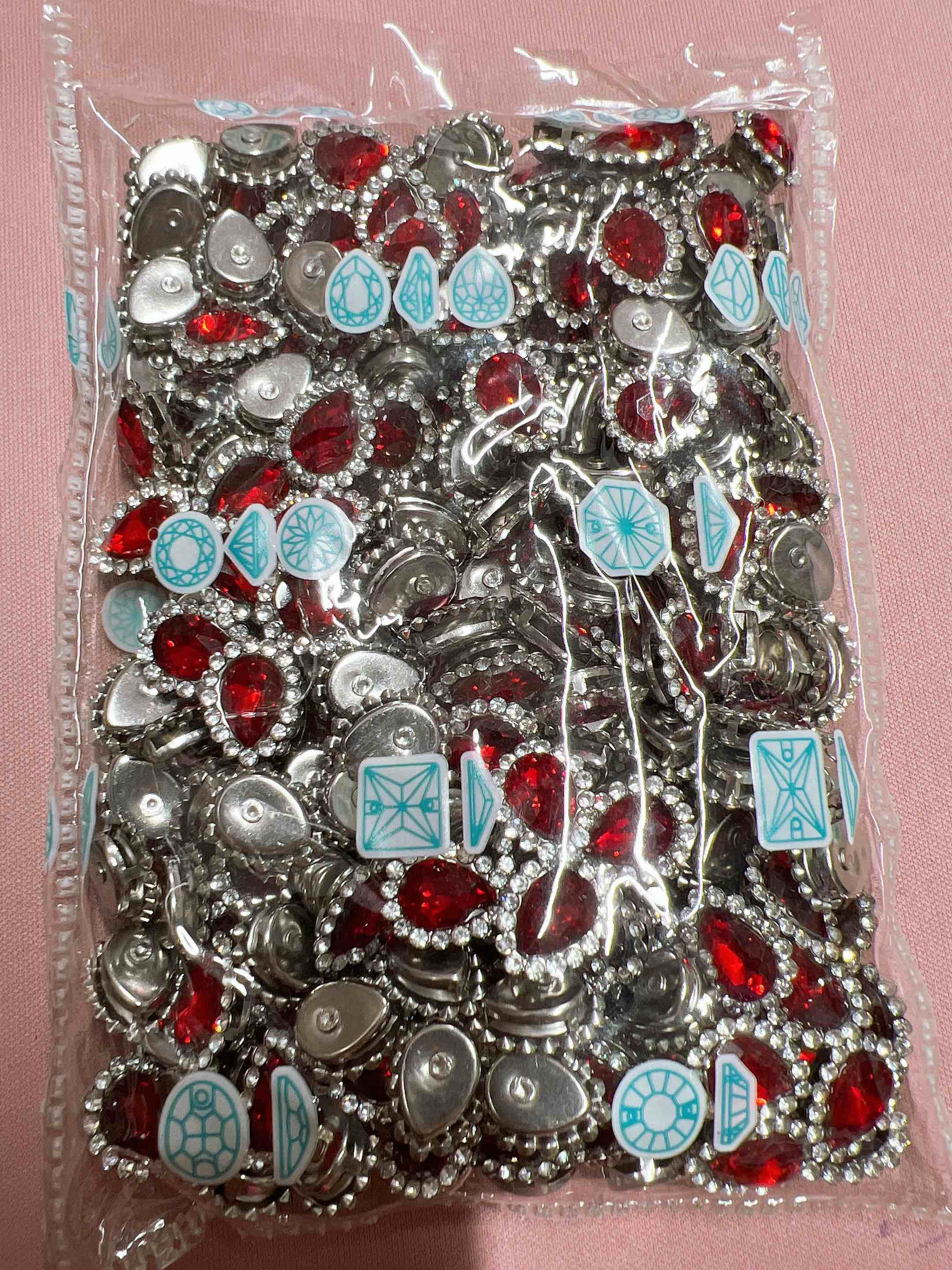 Hạt chấu giọt viền màu