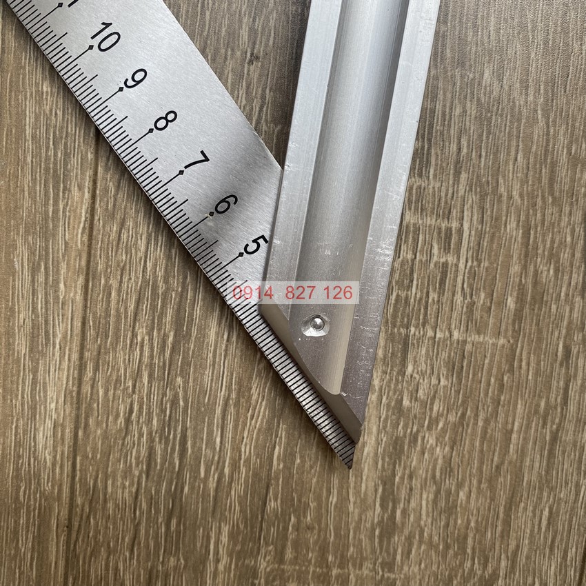 Thước e ke tam giác vuông cân 200mm KAPUSI K-2650