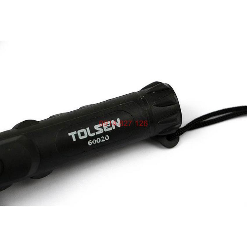Đèn pin hãng Tolsen 60020, 3 bóng LED chiếu sáng được liên tục trong 16 giờ