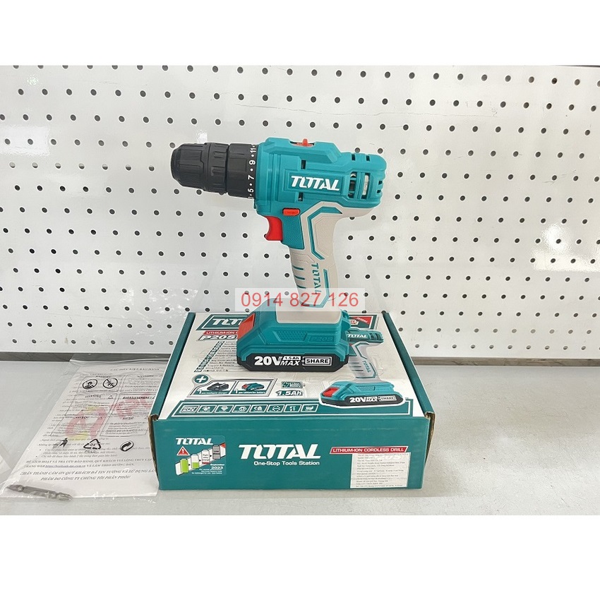 Máy khoan pin cầm tay 20V Total TDLI20011 hai tốc độ 400/1500v/p, siết 45nm, kèm 1 pin sạc