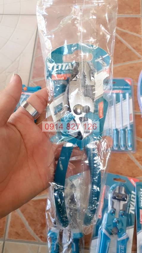Kìm 2 lỗ TOTAL THT118082-THT118102, cỡ 8-10 inch