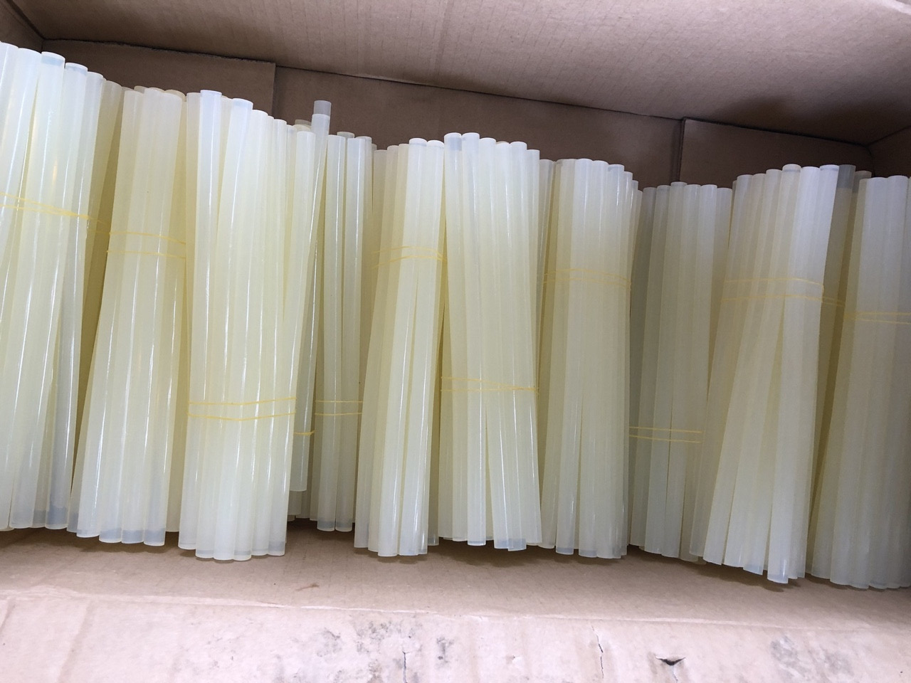 Keo nến làm đồ handmade các kích cỡ to nhỏ, chiều dài 26cm, phù hợp với các loại máy DIY VN