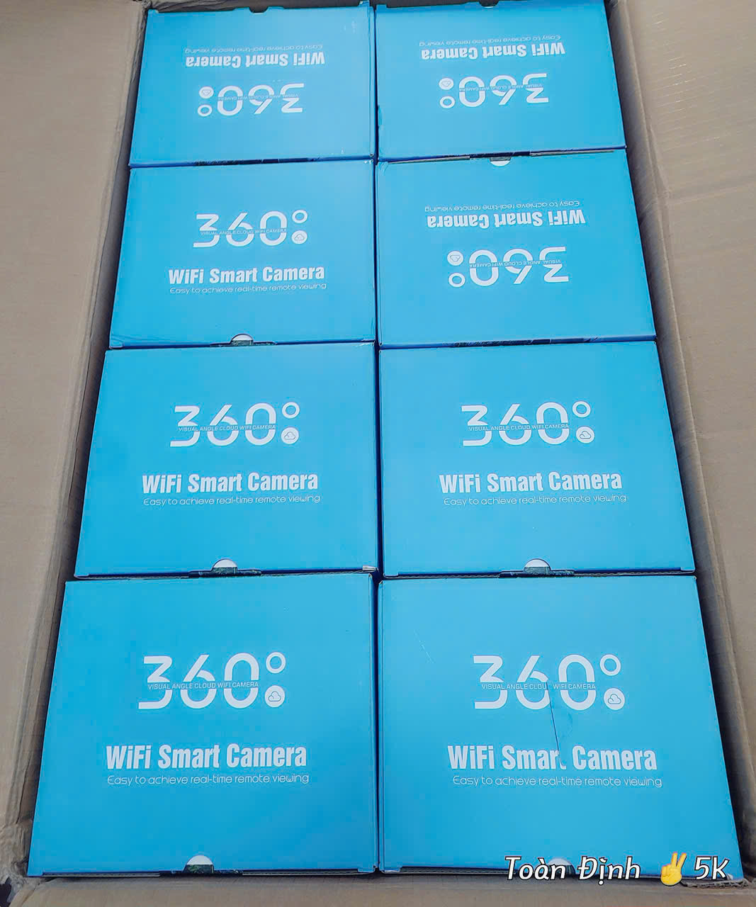 Wifi Camera YS-11A ngoài trời có ĐÈN ĐỎ, 2 mắt 2 khung hình, cổng sạc Tròn lớn 12V2A, Có màu ban đêm, Xoay 360 độ , Đàm thoại, Báo động siêu to, Có cổng LAN dự phòng, có Nút Reset