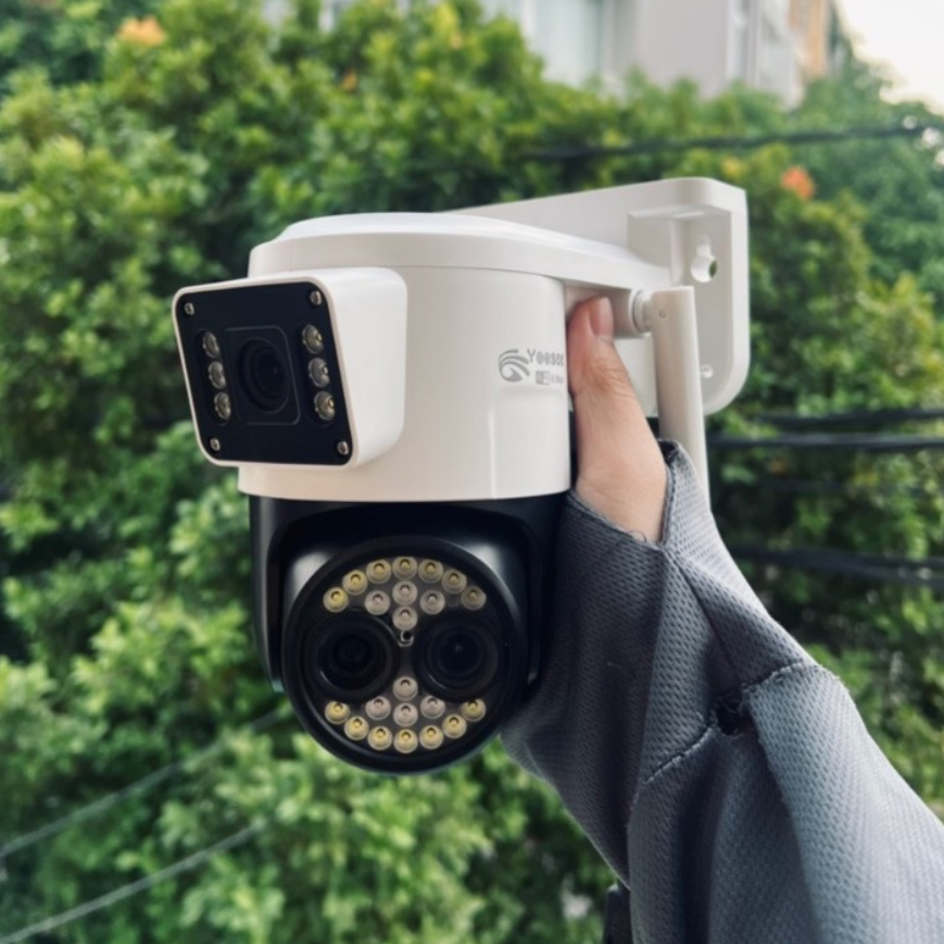 YOOSEE Q26 (Camera Wi-Fi 2 mắt 2 khung hình + 1 mắt zoom 12X | Tích hợp đèn báo động đỏ, chống trộm | Hộp Carton | Thùng 12c)
