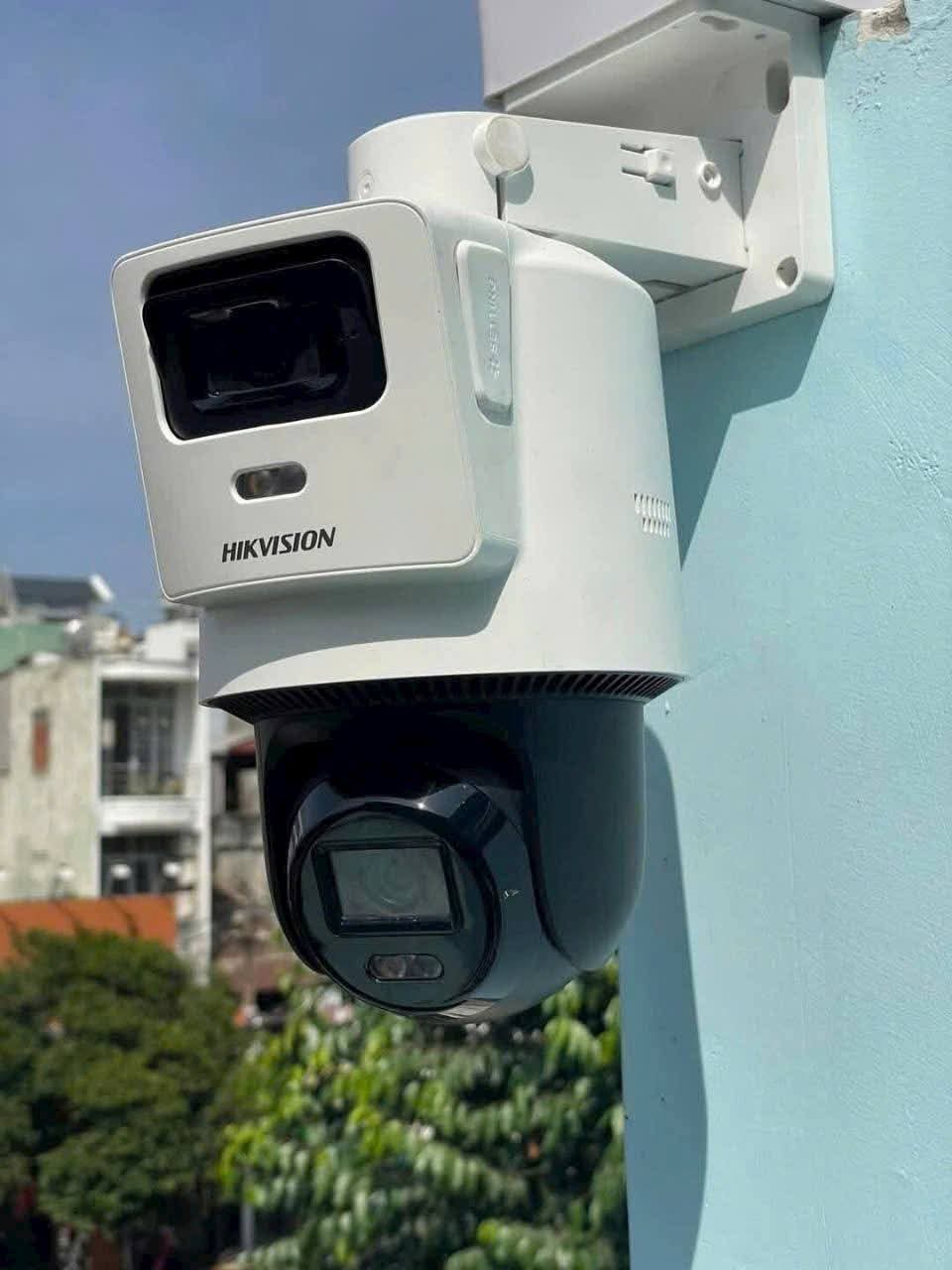 IP Camera Speed Dome 4MP Hikvision 2 mắt 2 khung hình DS-2SE2C400MWG-E/14 và  PTZ DS-2SE3C404MWG-E/14