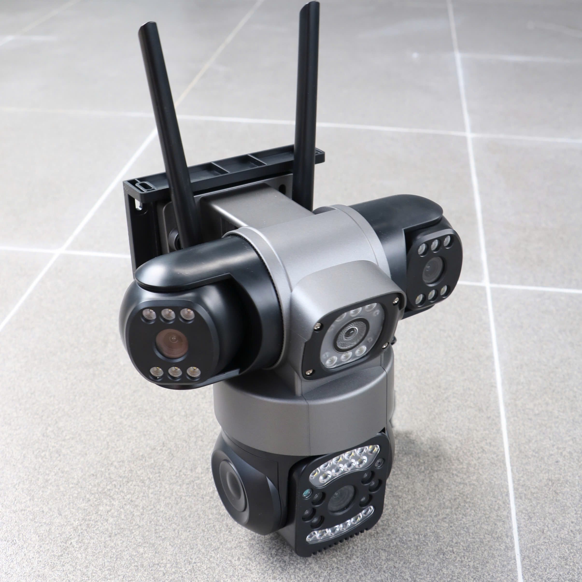 YOOSEE PA40L-26MP Camera Wi-Fi 4 mắt 3 khung hình  (Lỗi quá, nên bỏ mẫu)