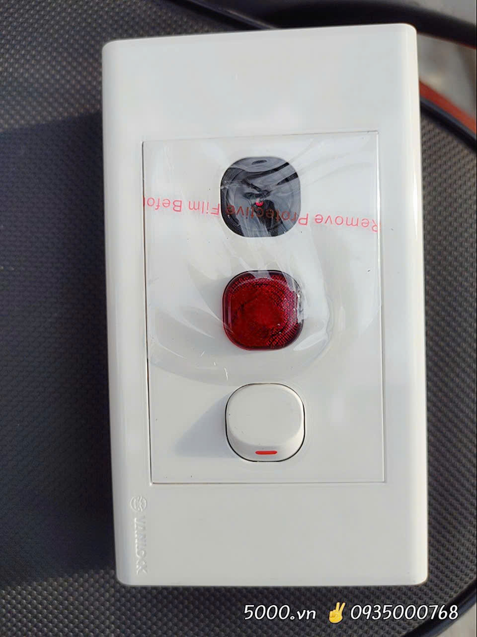 (5) Camera Wi-Fi 3MP IMOU C32SP, phong cách Cube (Đàm thoại 2 chiều | Đế nam châm hít sắt cực mạnh | nhận thẻ 512GB | Onvif | H.265)