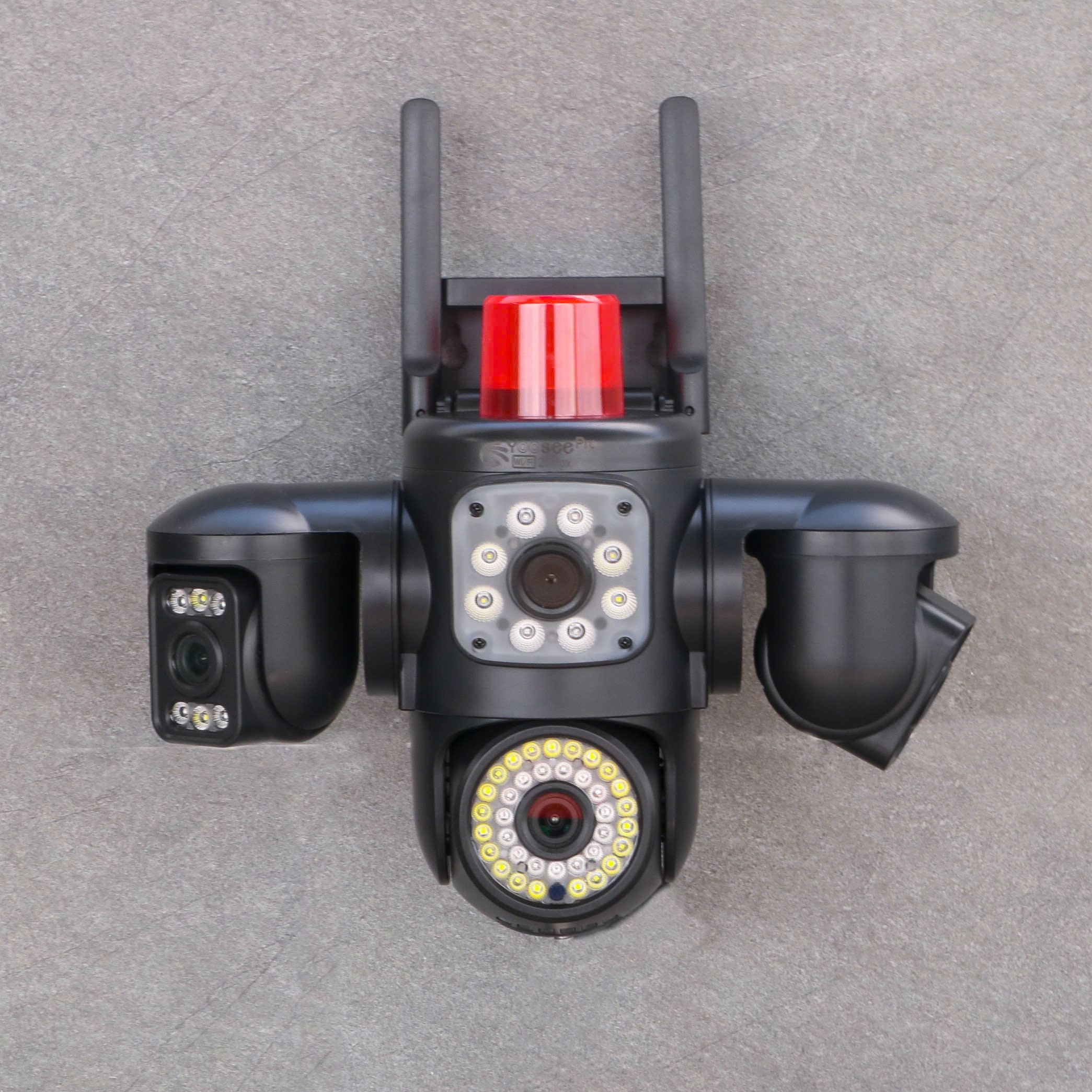 YOOSEE F56JD-20MPX Camera Wi-Fi 4 mắt 3 khung hình, có đèn báo động đỏ, chống trộm (Hộp màu | Bảo hành 12 tháng | Thùng 24c)