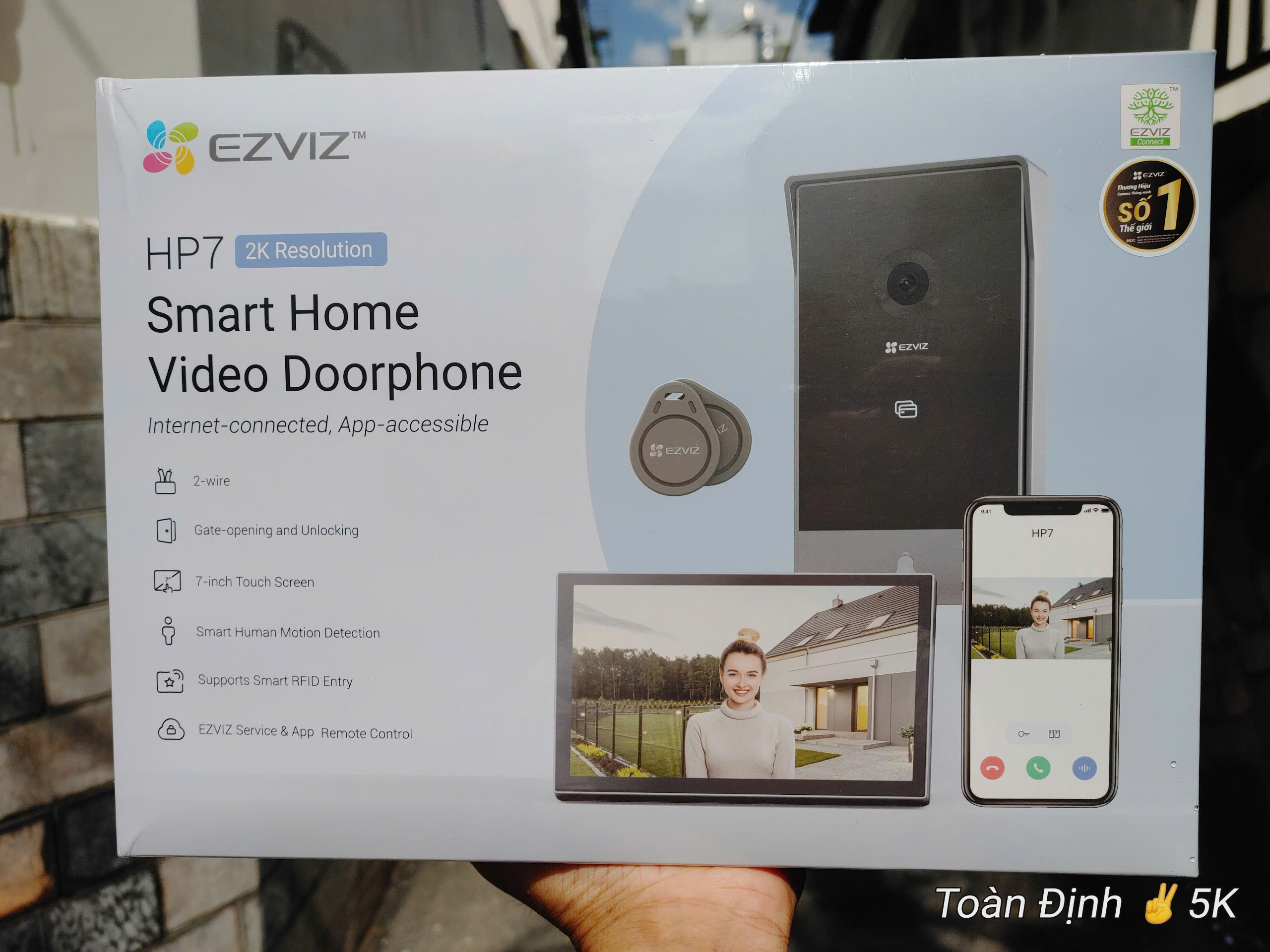 Chuông cửa Ezviz HP7 2K mở cửa từ xa - Là chuông cửa + camera Wi-Fi + có  màn hình