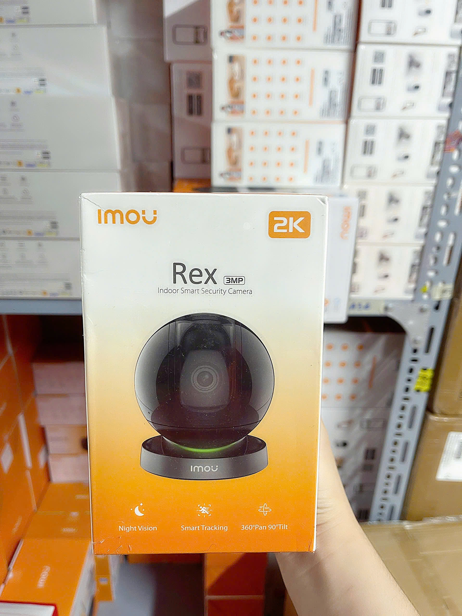 IMOU REX 2K 3M (Màu đen thực như hình không cần sơn | Hồng ngoại ban đêm 10 mét)