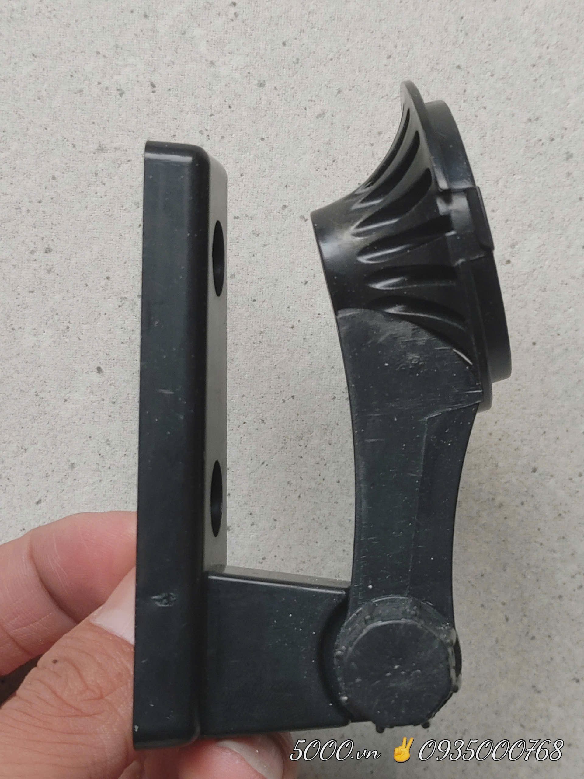 Chân đế Yoosee đen C6N | 3 Râu | Các mẫu trong nhà có thiết kế tương tự... (Xoay 360 độ)