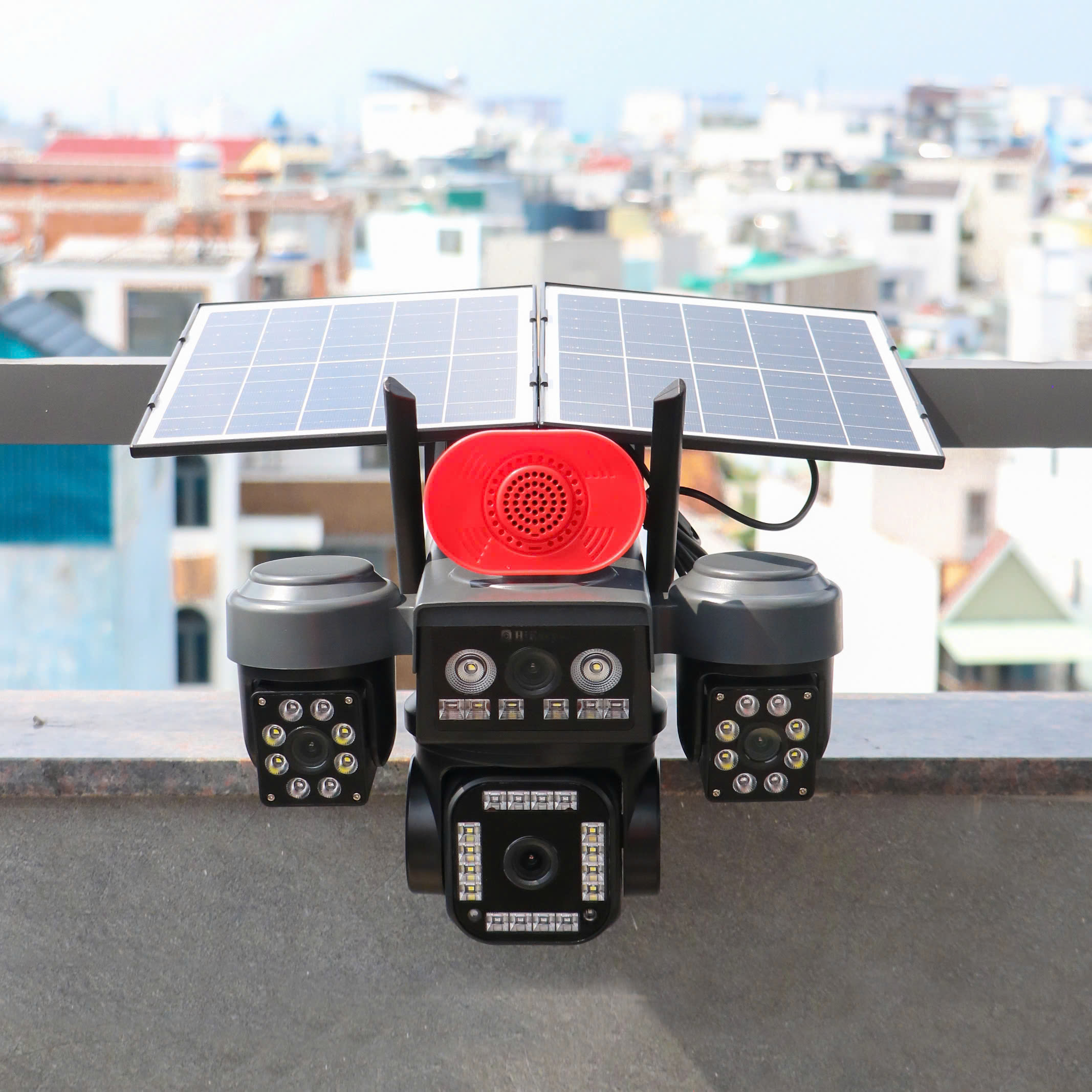 4G Solar Camera HiEasy Pro V560-PRO-30MPX với 4 mắt xoay độc lập (Sim 4G, Tấm pin NLMT 12.000mAh, chân đế dài, xoay 360 độ , đàm thoại, có màu, thùng 12 hộp)