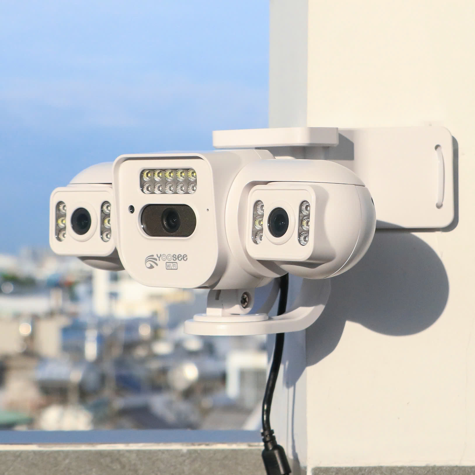 YOOSEE XYH-22D - Camera Wi-Fi 3 mắt 3 khung thực | Thiết kế đặc biệt, hỗ trợ lắp góc tường KHÓ | Tông màu TRẮNG MỊN | Hộp Carton dày 3 lớp | Bảo hành 12 tháng | Thùng 12c