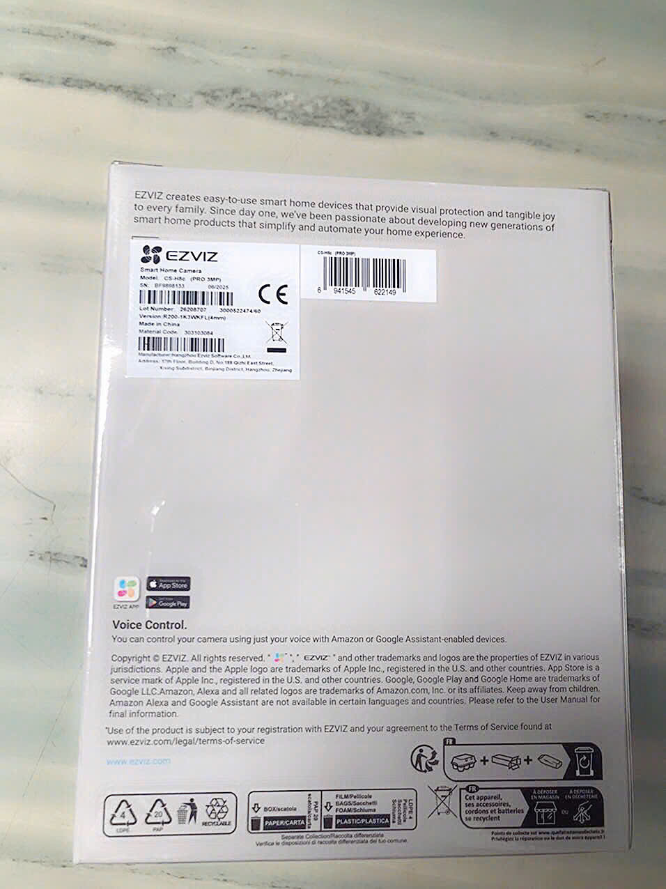 EZVIZ H8C Pro 3MP 2K - Camera Wifi PTZ ngoài trời, xoay 360 độ, có màu ban đêm, Thùng 12C