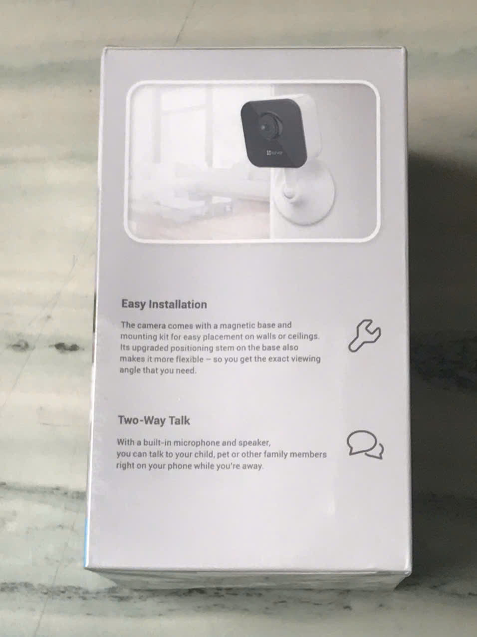 EZVIZ H1C 2MP (1920 × 1080 | Camera siêu nhỏ, đế nam châm, Đàm thoại, góc rộng 108 độ, thùng 36C)