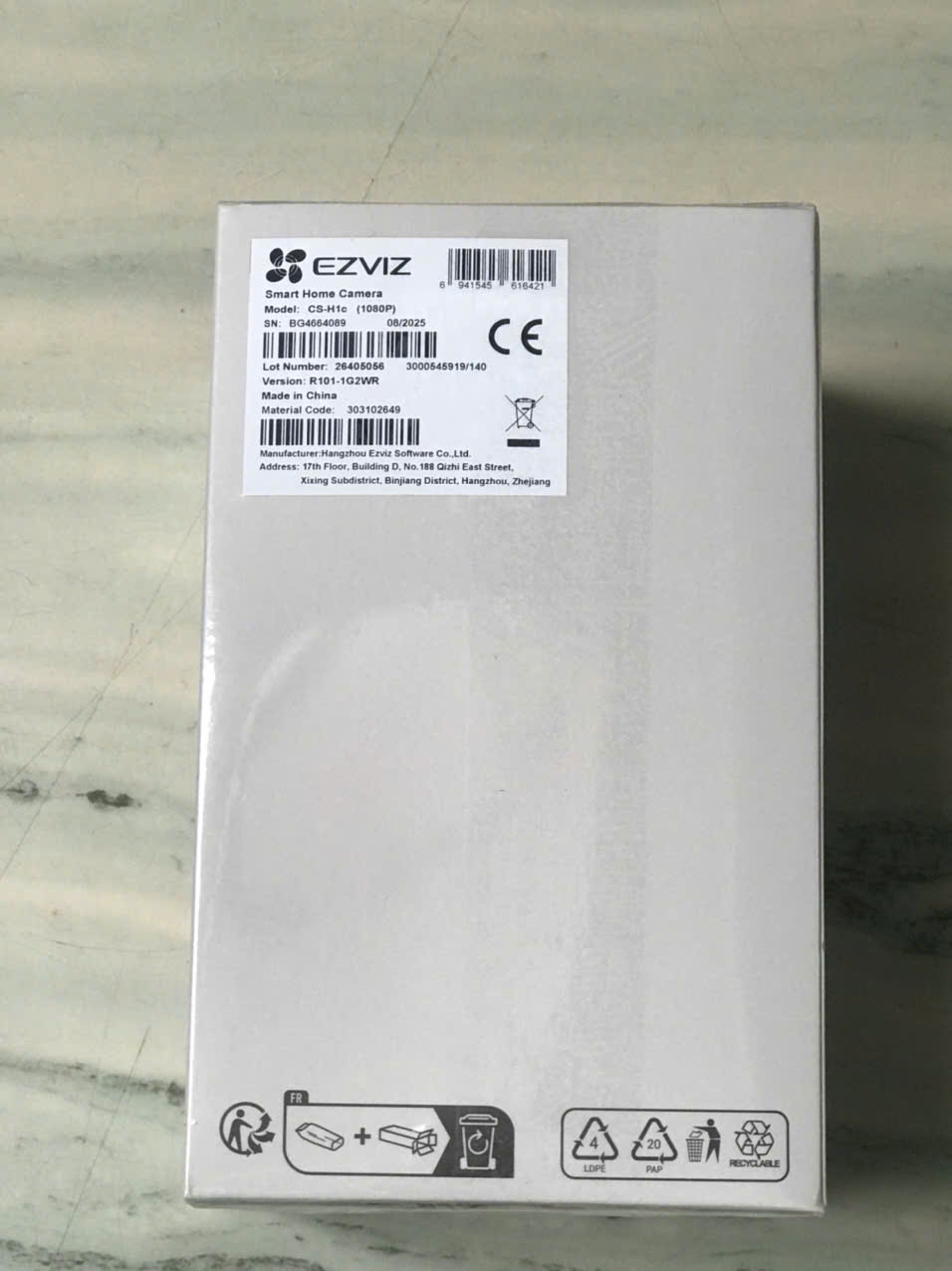 EZVIZ H1C 2MP (1920 × 1080 | Camera siêu nhỏ, đế nam châm, Đàm thoại, góc rộng 108 độ, thùng 36C)