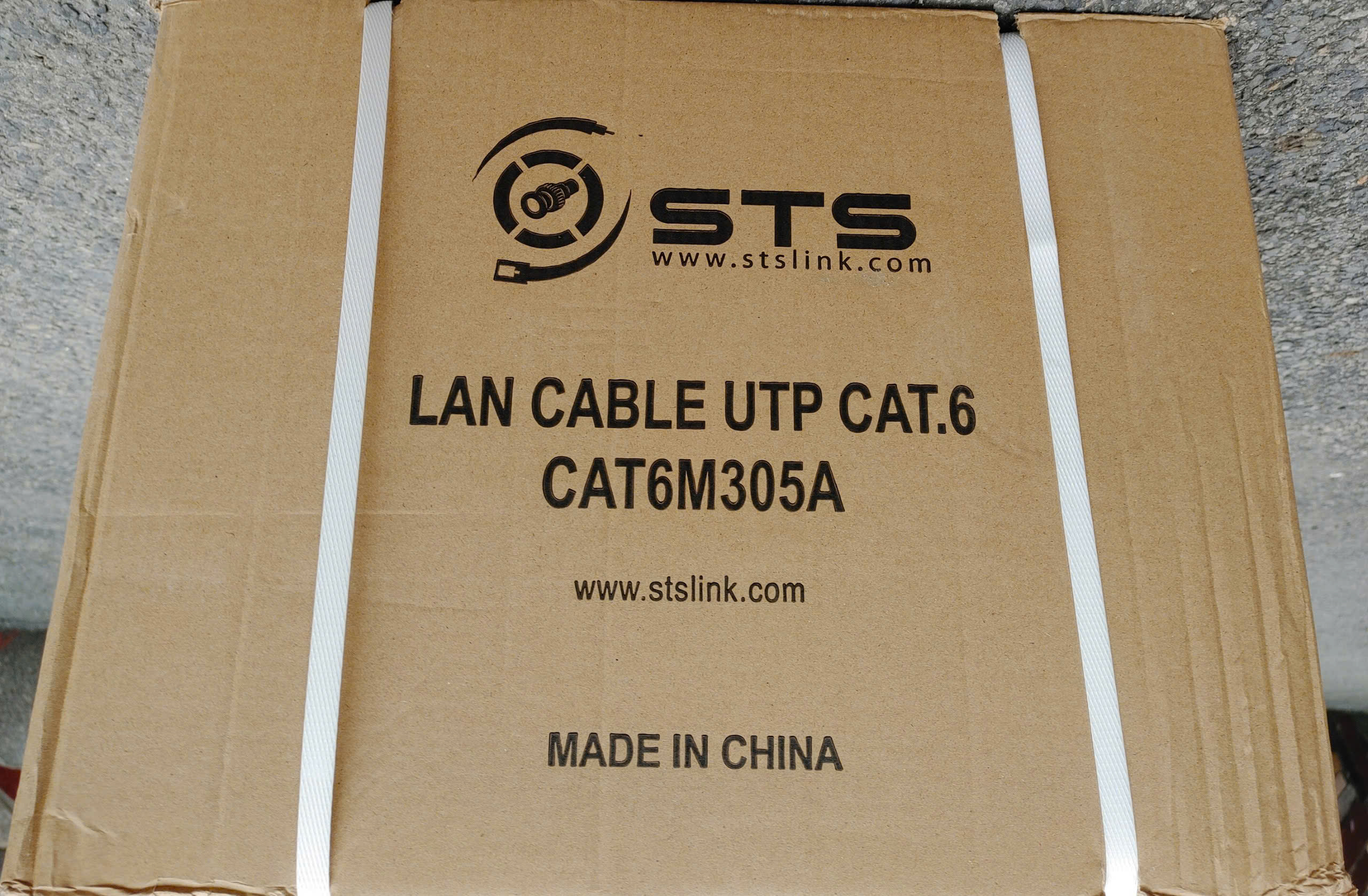 Cáp mạng LAN UTP CAT6 - 8 Lõi CCA - 305 mét - Thùng 2 cuộn - Thương Hiệu STS / VCOM / ENSOHO