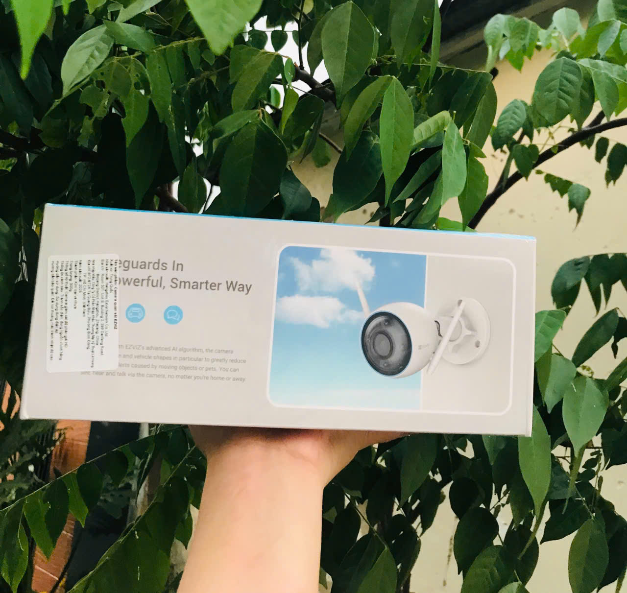 Camera Thân 5MP EZVIZ H3C-5M-COLOR (3K) - Ban đêm CÓ MÀU | Đàm Thoại | 30fps | Góc Chéo 95° | IP67 | Thùng 30c
