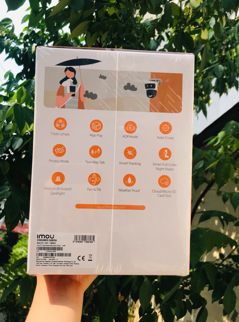 (2 Khe Thẻ) IMOU S7UP 11MP (Camera Wi-Fi 3 mắt 3MP + 3MP + 5MP | Tổng lưu trữ lên tới 1TB)