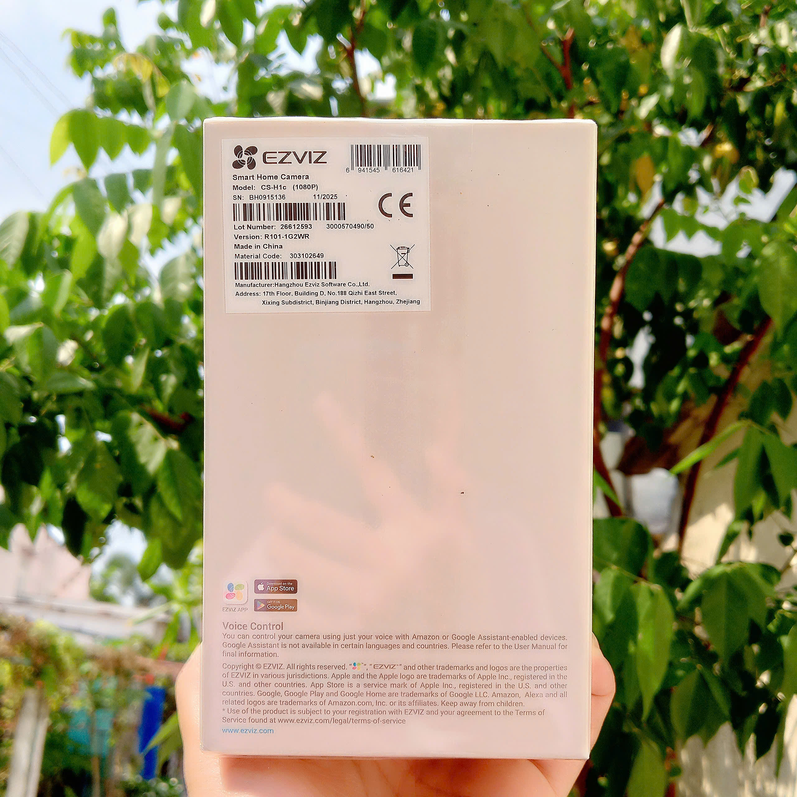 EZVIZ H1C 2MP (1920 × 1080 | Camera siêu nhỏ, đế nam châm, Đàm thoại, góc rộng 108 độ, thùng 36C)