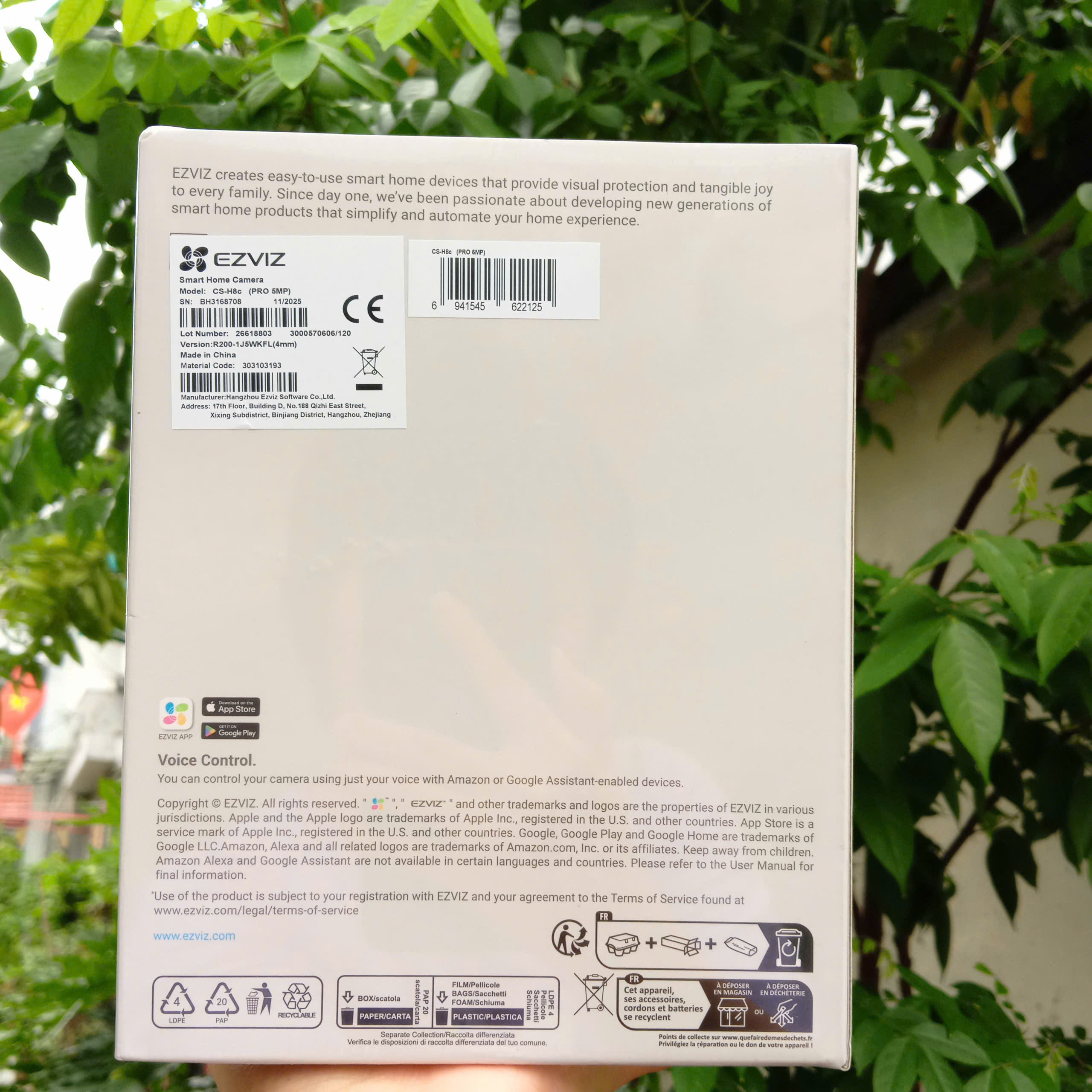 EZVIZ H8C Pro 3K 5MP (2880 × 1620 | Đàm thoại | Quay quét | Có màu ban đêm | Thùng 12c | Lắp ngoài trời)