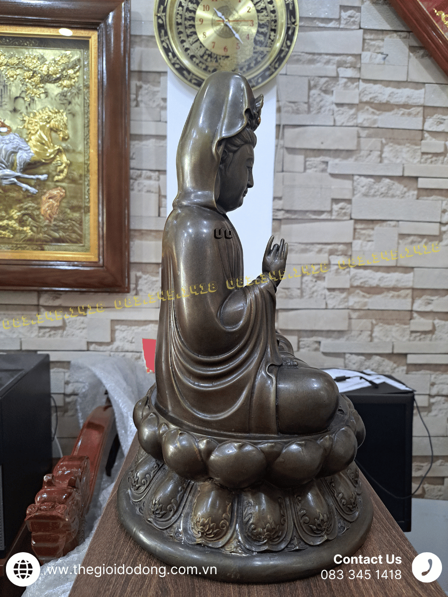 Tượng Quan Thế Âm Bồ Tát bằng đồng