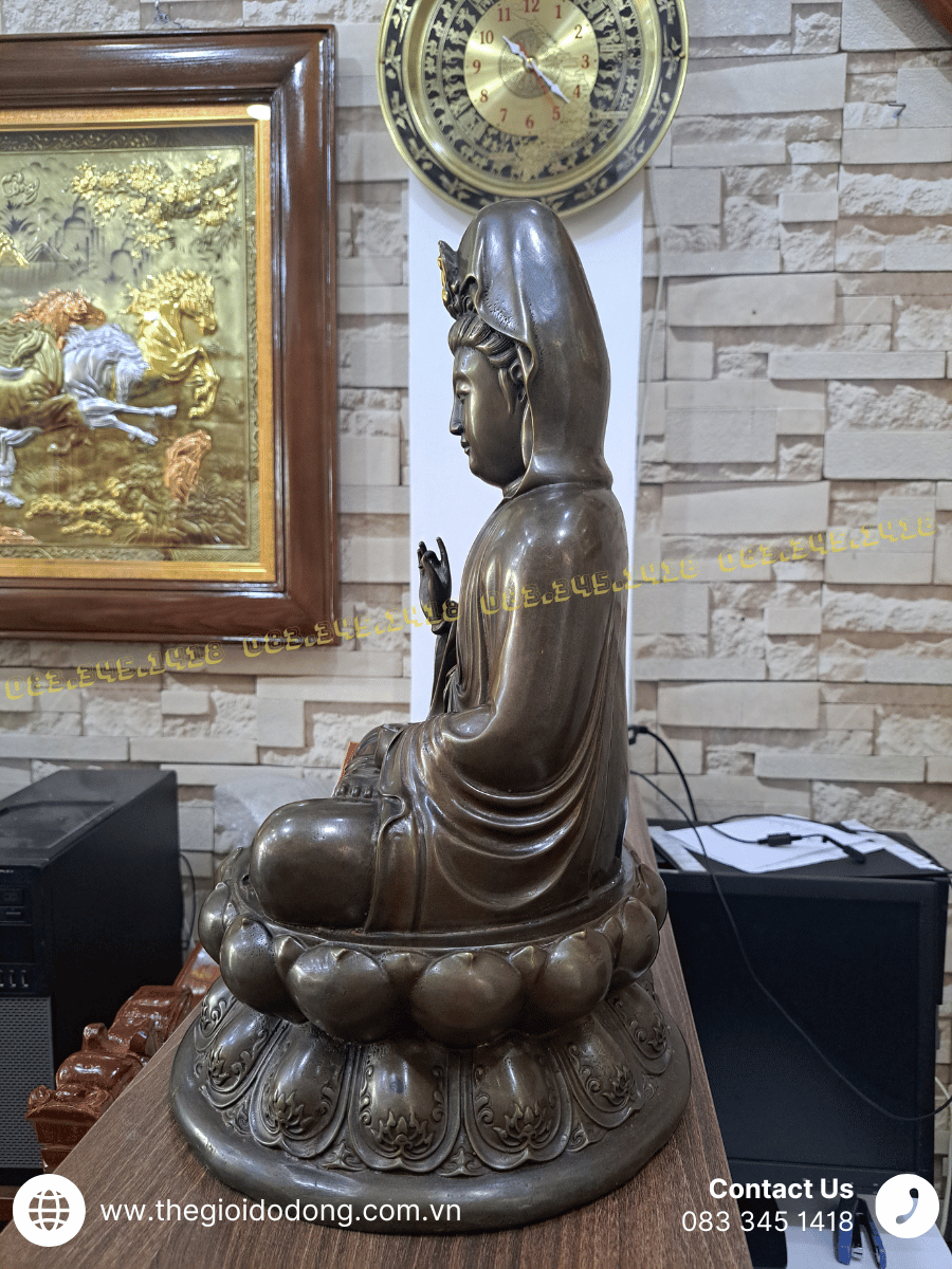 Tượng Quan Thế Âm Bồ Tát bằng đồng