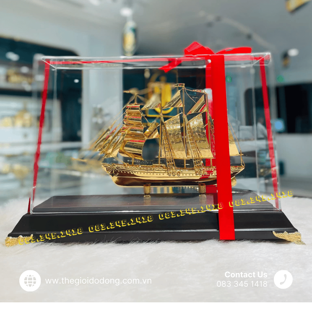 Hộp Thuyền Buồm Phong Thủy Dát Vàng 24k