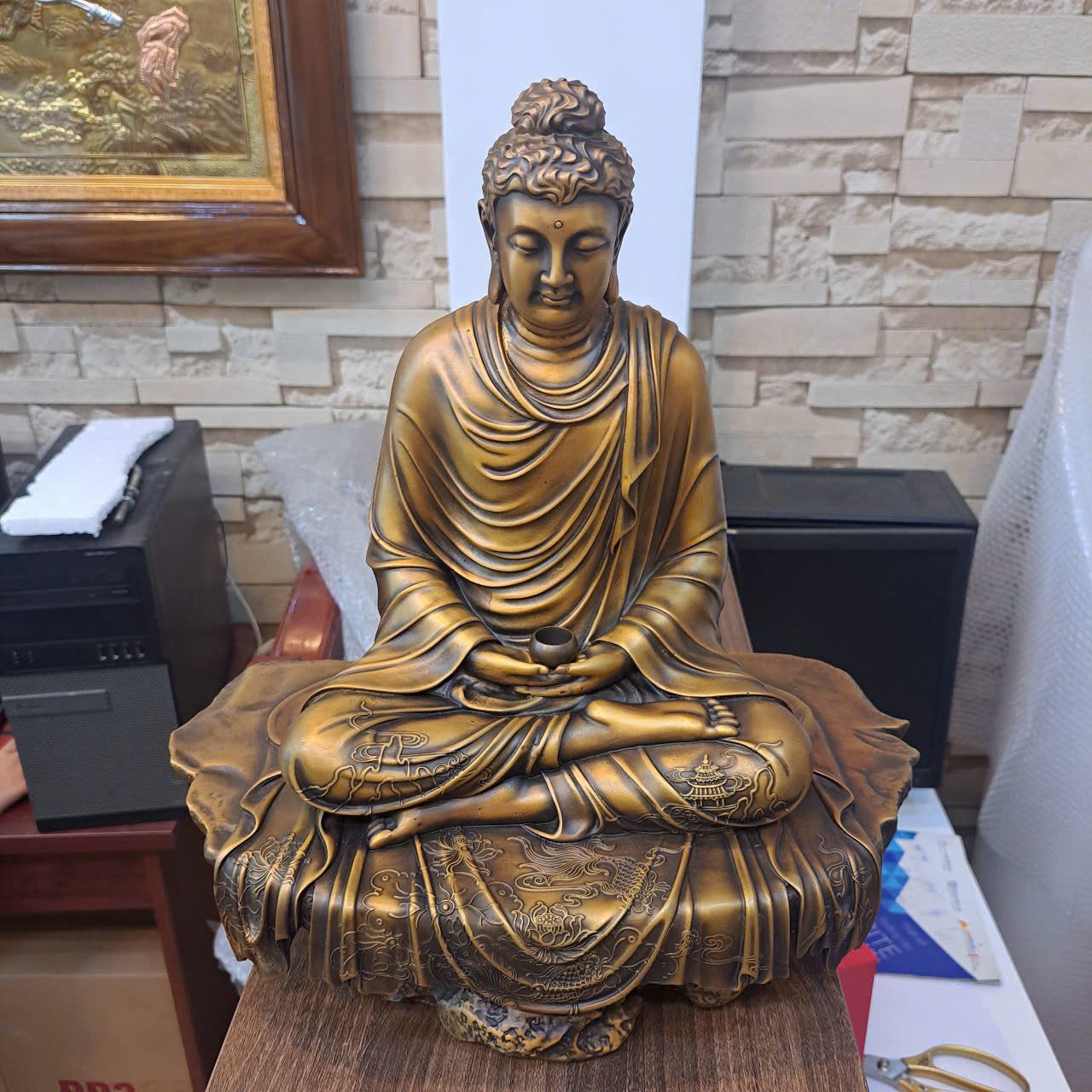 Tượng Đồng Phật Thích Ca – Biểu Tượng Bình An, Trí Tuệ Và Phong Thủy May Mắn