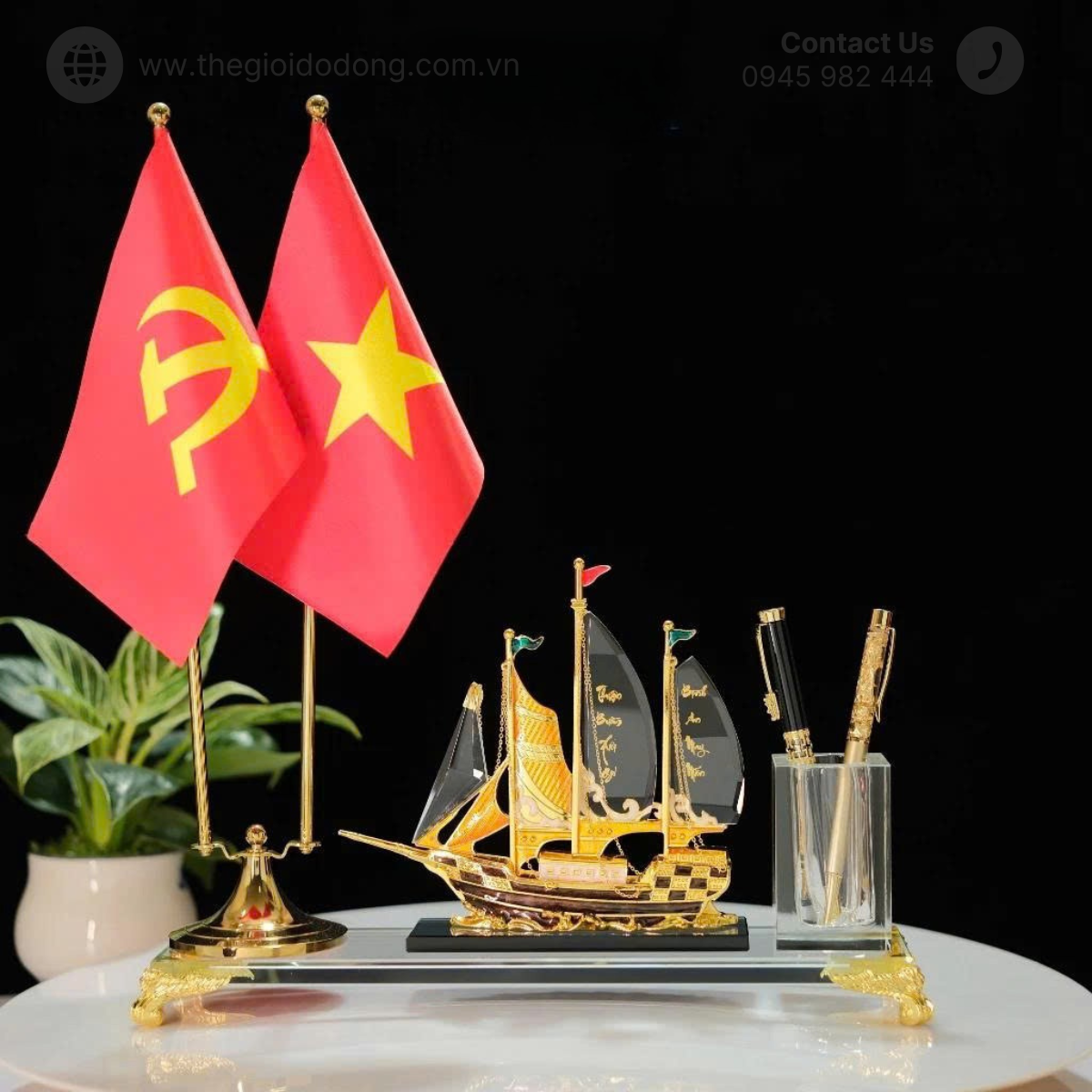 Quà Tặng Khách Hàng, Đối Tác – Ống Đựng Bút Để Bàn Thuận Buồm Xuôi Gió Sang Trọng Ý Nghĩa