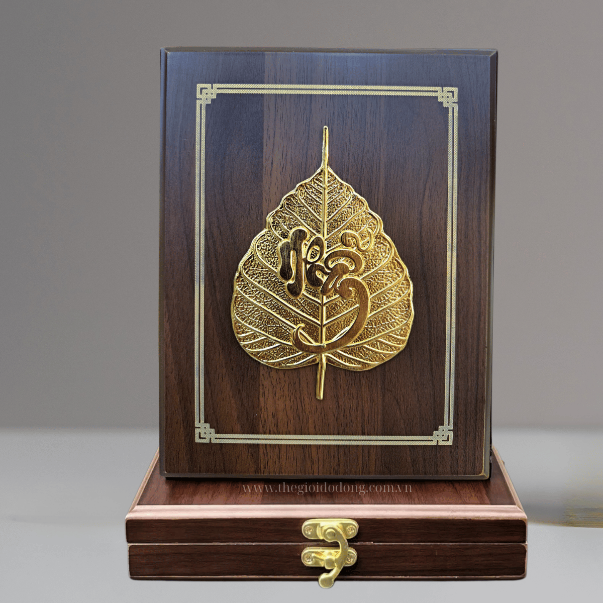 Quà tặng Phật giáo - Tranh lá bồ đề chữ Nhẫn mạ vàng ý nghĩa sâu sắc