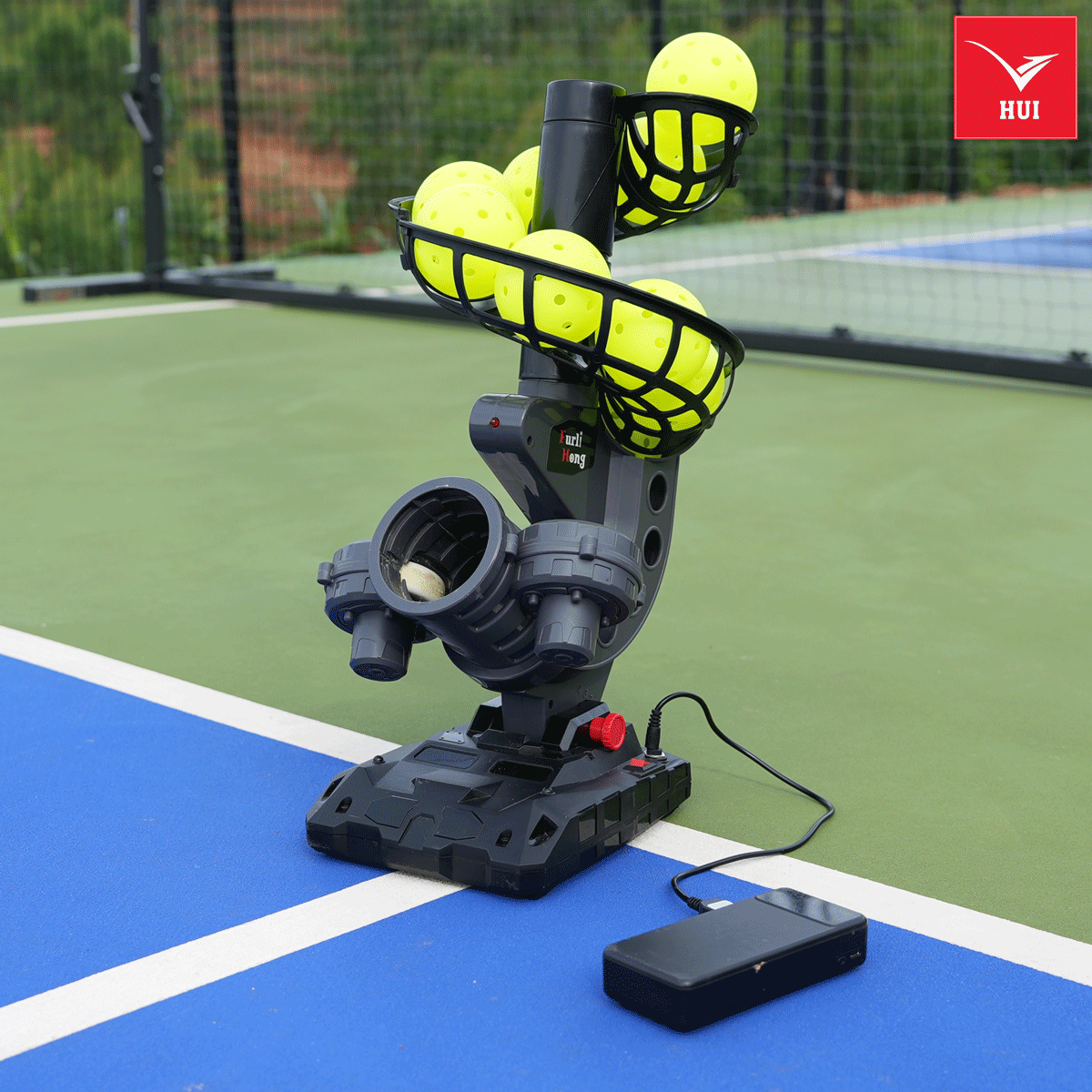 Máy bắn bóng tập luyện trên sân FURLIHONG 388pbh