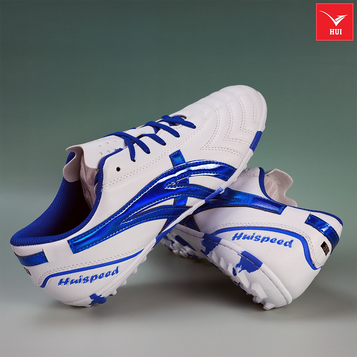 Giày bóng đá Húi Speed