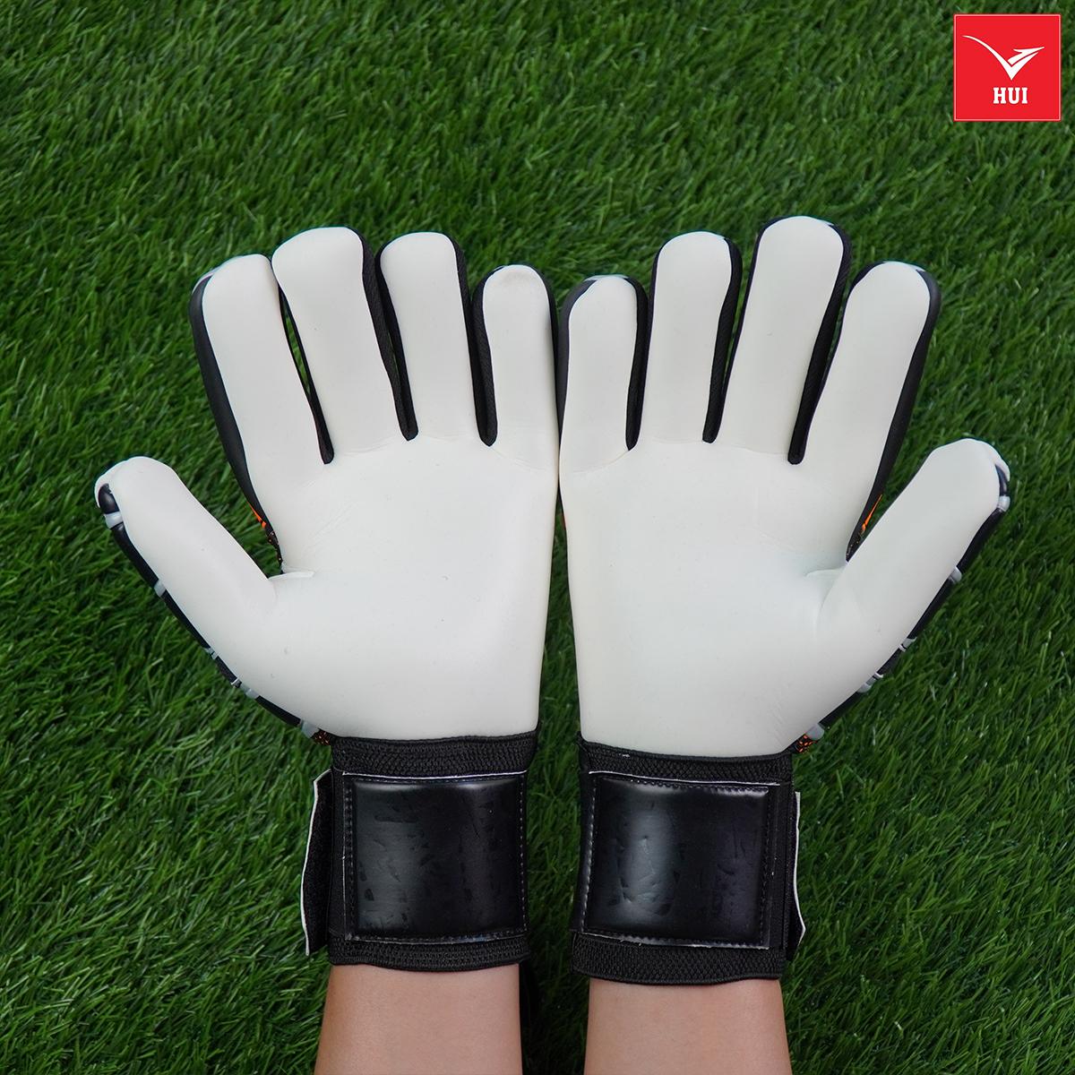 Găng Tay Thủ Môn Zocker Edwin cao cấp  Latico New Basic Latex Foam dính bóng