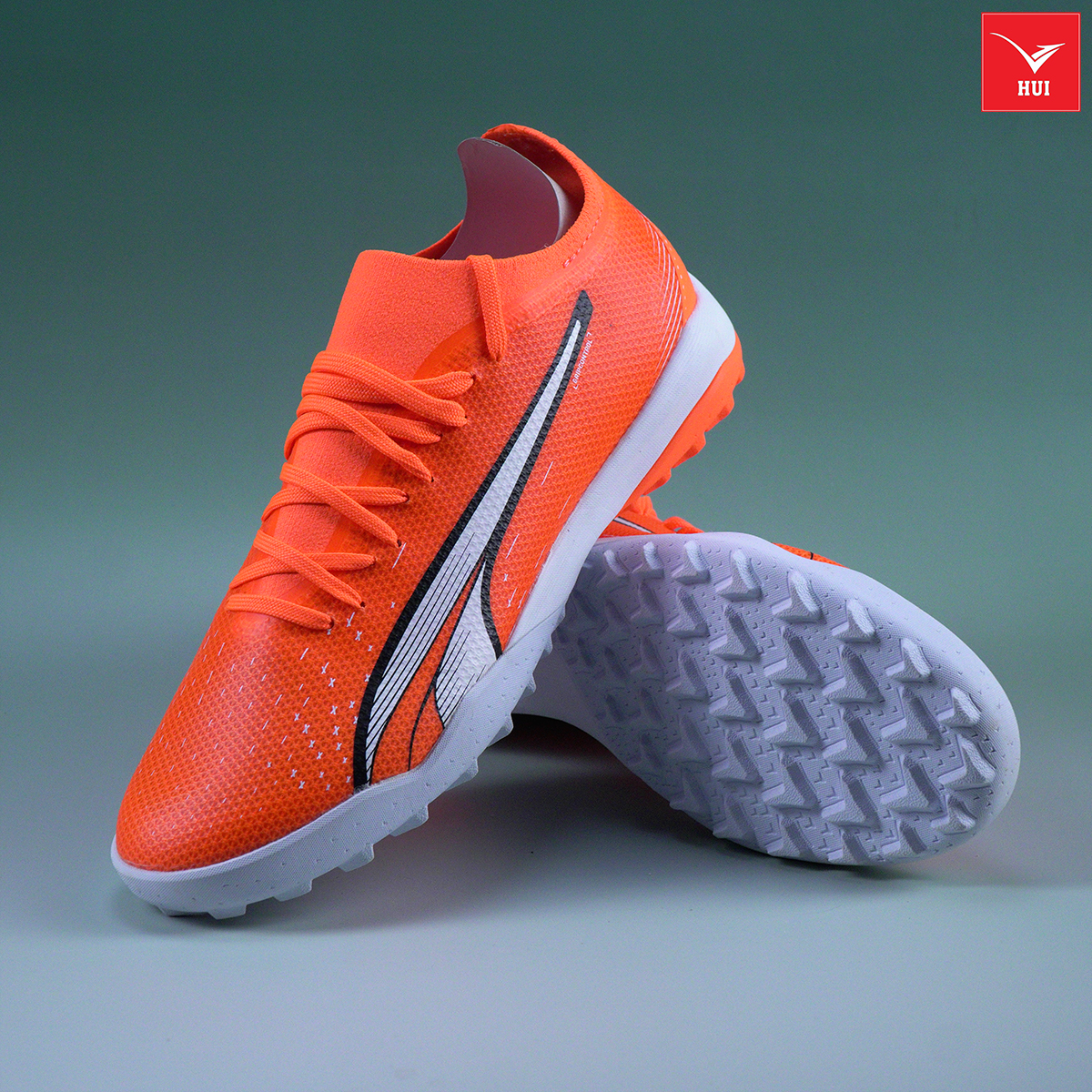 Giày đá bóng PUMA Ultra Match TT Supercharge - Ultra Orange/PUMA White/Blue Glimmer 107220-01