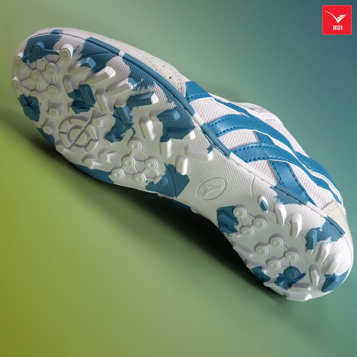 Giày đá bóng Bata Ráp đế 2.0 Húi