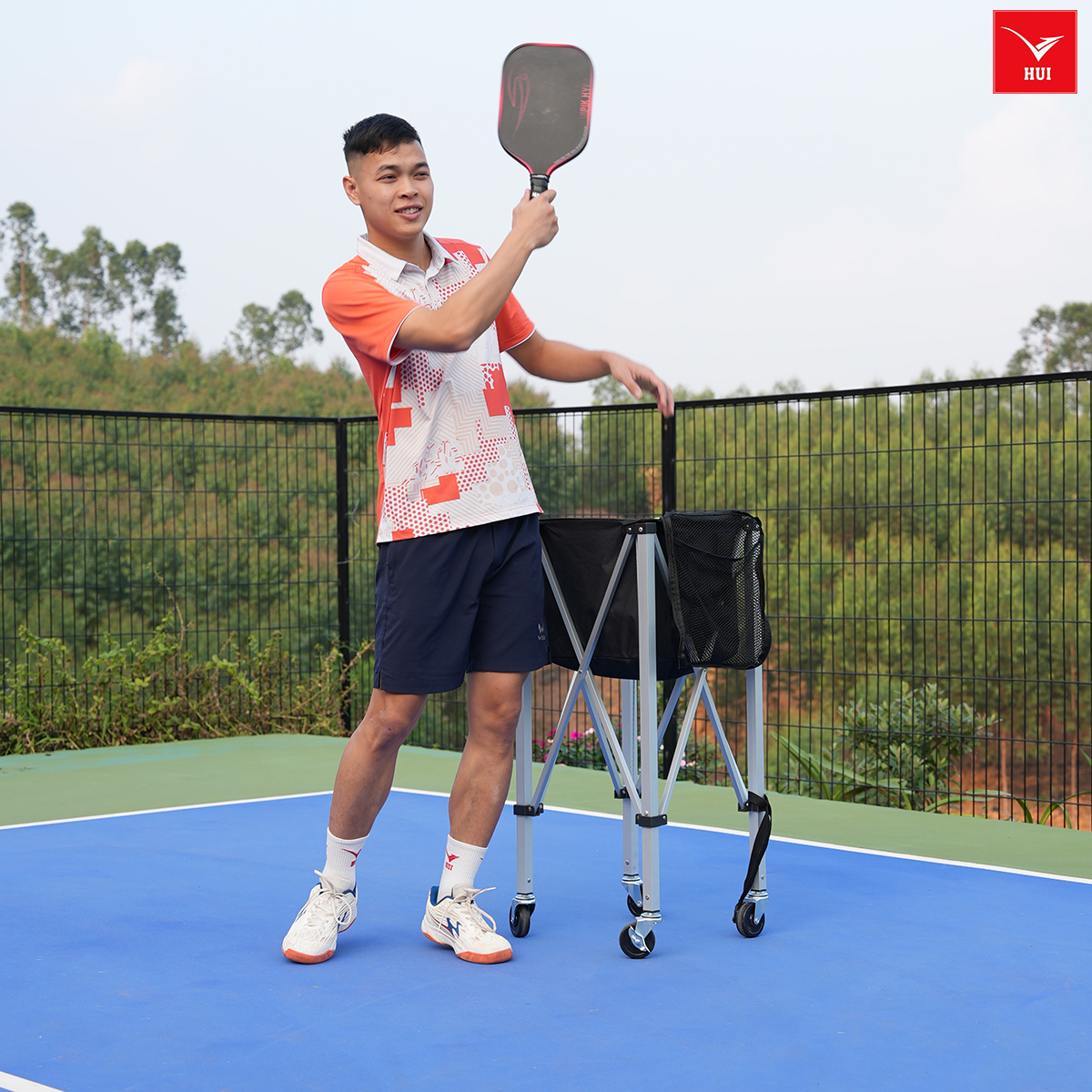 Xe đựng bóng tập luyện Pickleball