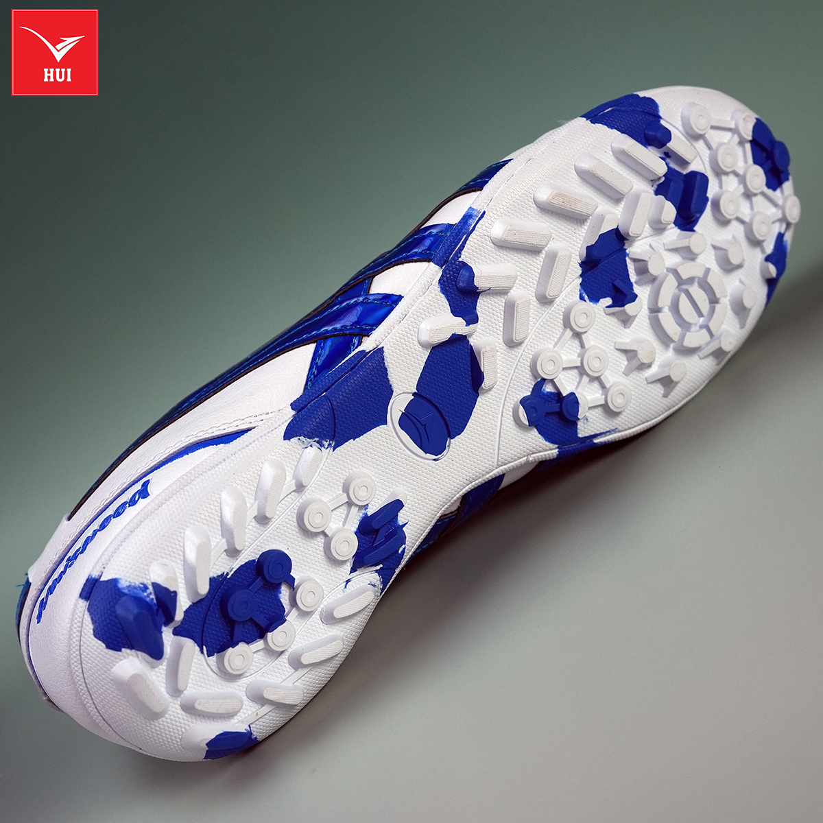 Giày bóng đá Húi Speed